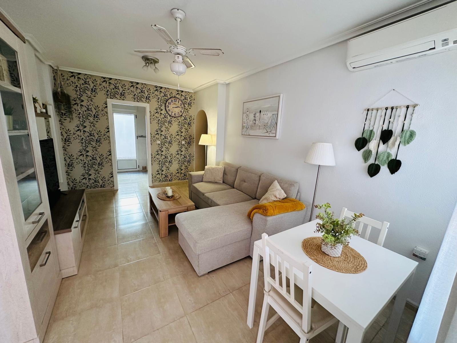 Huvila La Florida, Alicante, Espanja 2 makuuhuonetta, 80 m2 No. 193742