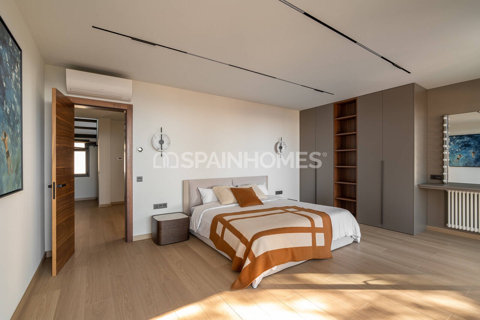 Villa in Castelldefels, Barcelona, Spain 5 bedrooms, 264 sq.m. No. 164709