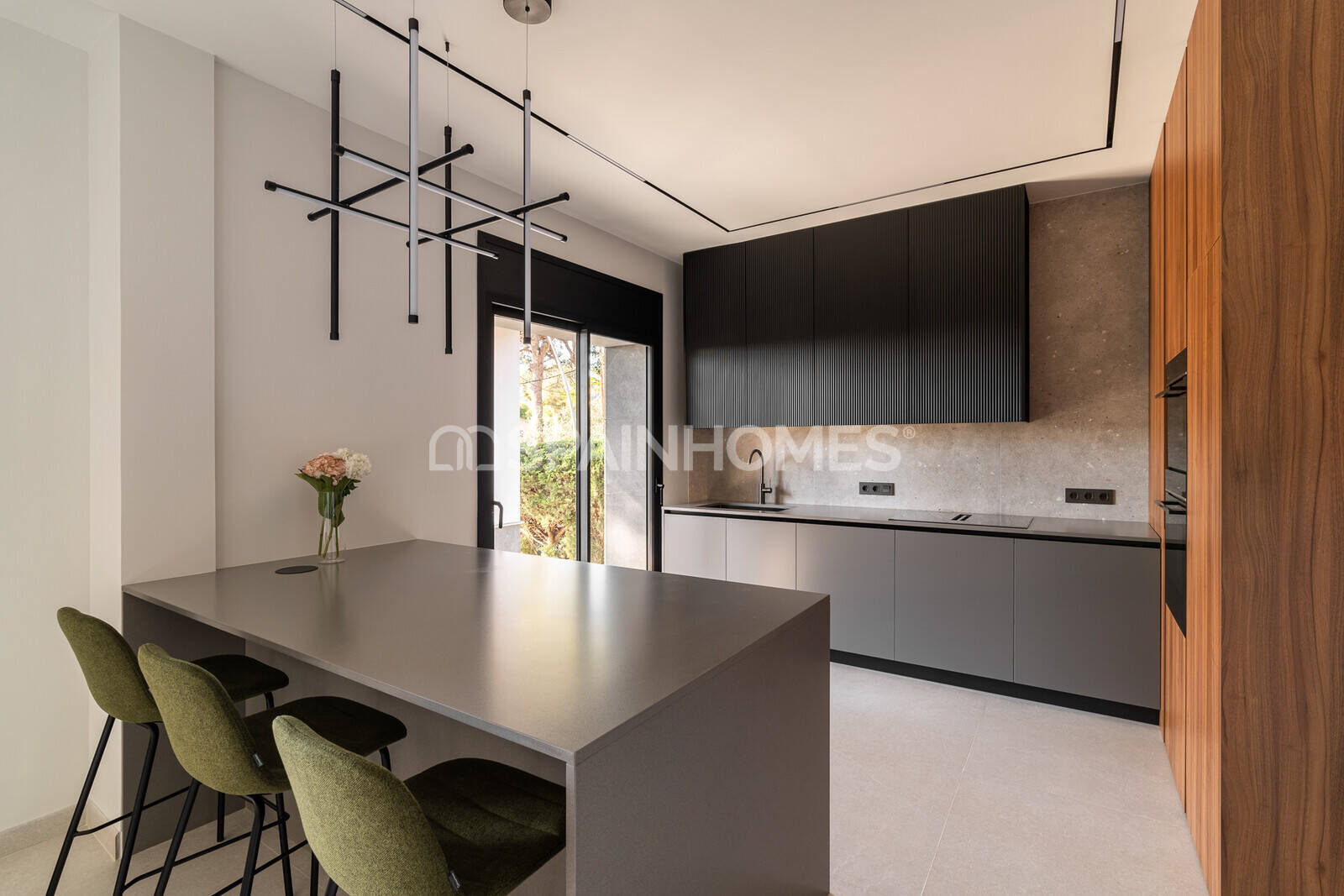 Villa in Castelldefels, Barcelona, Spain 5 bedrooms, 264 sq.m. No. 164709