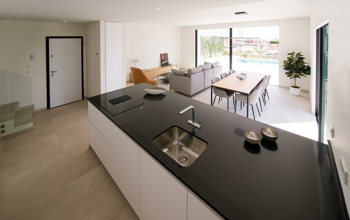 Villa a Los Montesinos, Alicante, Spagna 3 camere da letto, 129 mq. N° 149595
