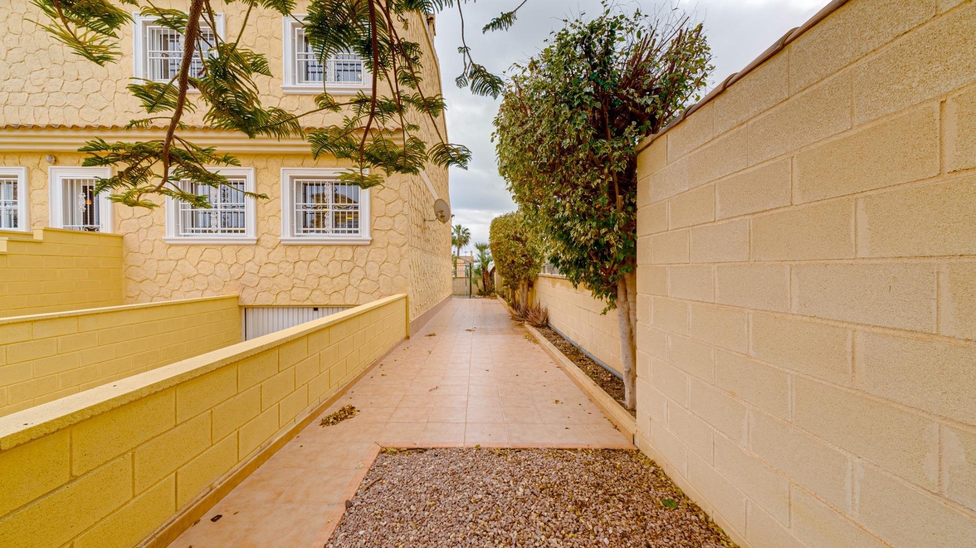 Bungalo Los Altos, Alicante, Spānijā 5 istabas, 350 m2 Nr. 165345