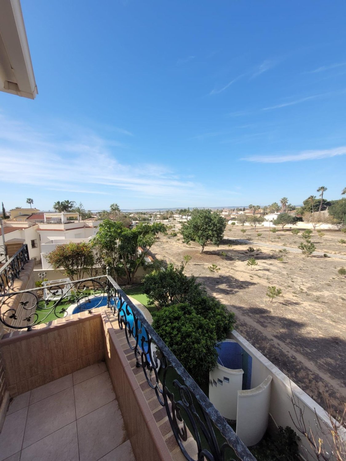 Villa i Ciudad Quesada, Alicante, Spanien 5 sovrum, 369.8 kvm. Nr. 165348