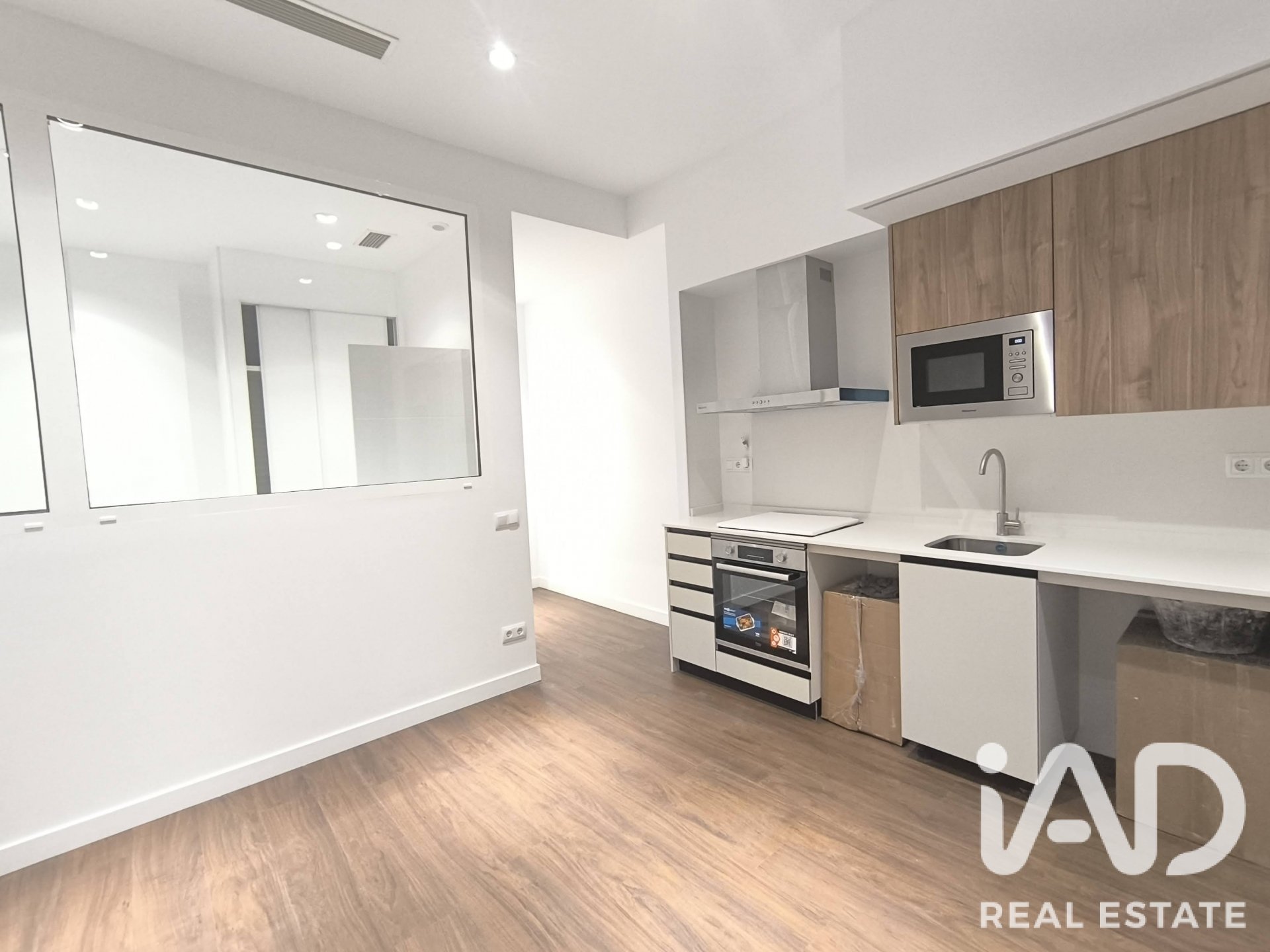 Huoneisto Madrid, Espanja 1 makuuhuone, 56 m2 No. 188168