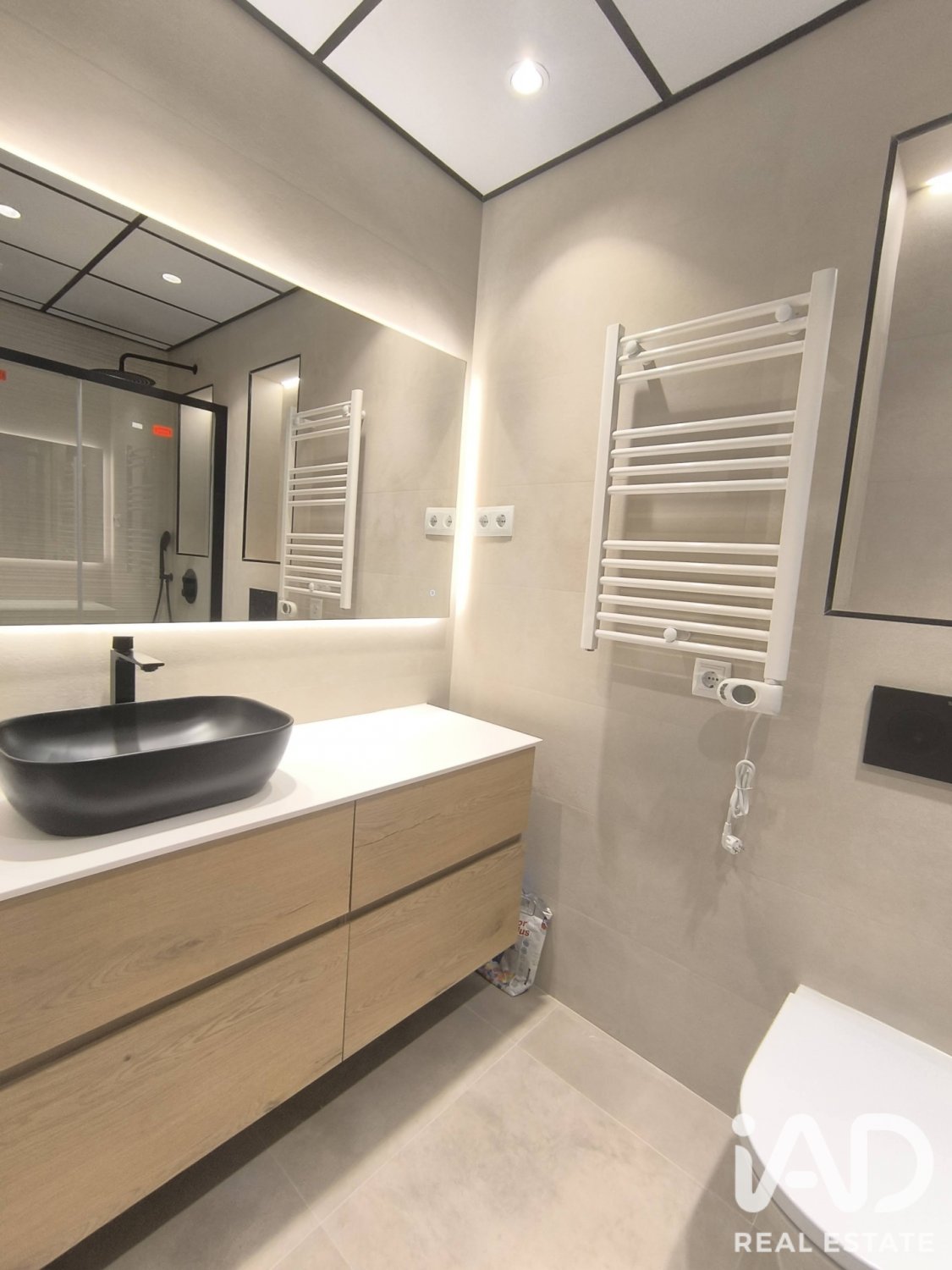 Huoneisto Madrid, Espanja 1 makuuhuone, 56 m2 No. 188168