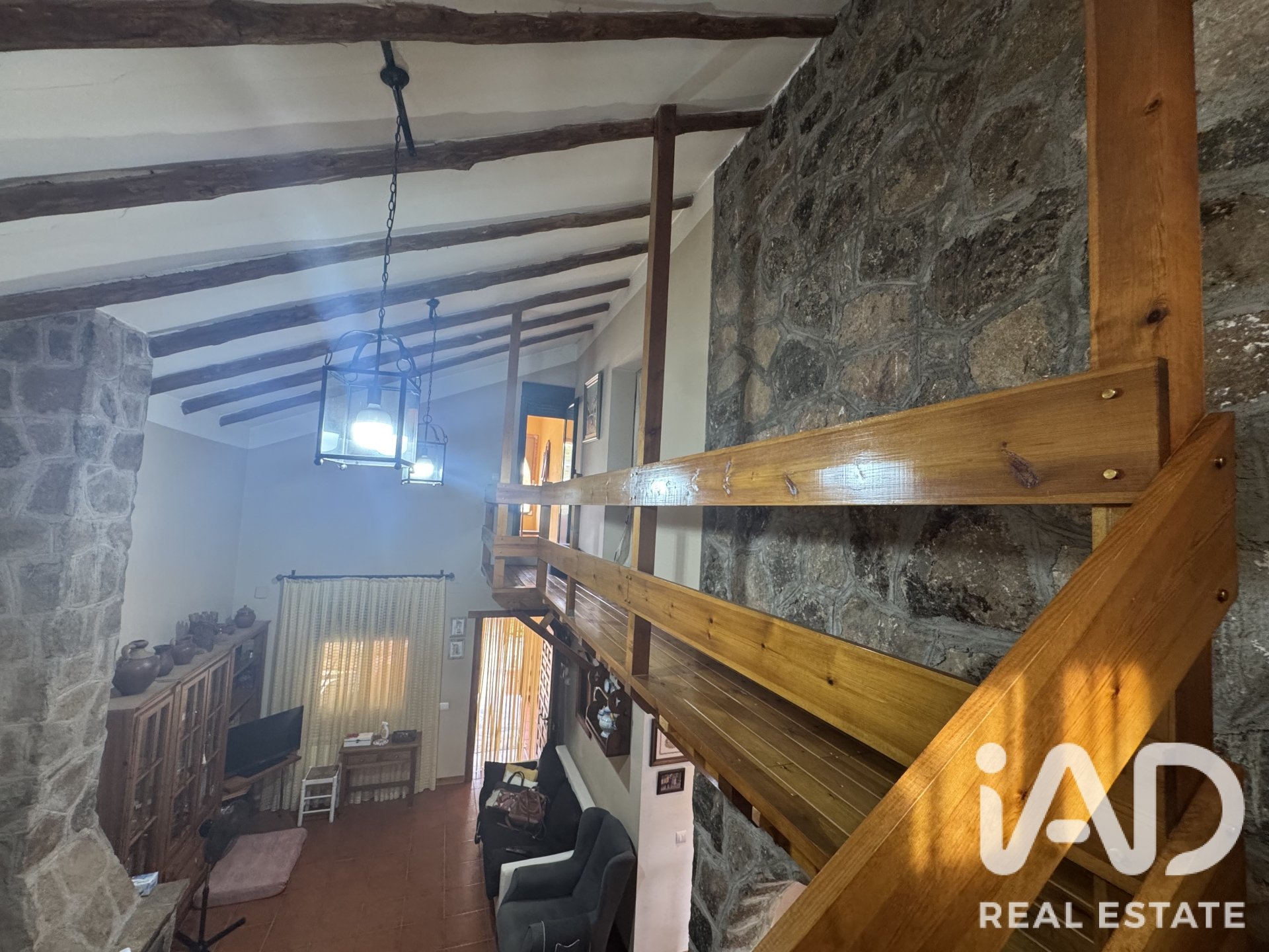 House in Almorox, Toledo, Spain 3 bedrooms, 307 sq.m. No. 188172