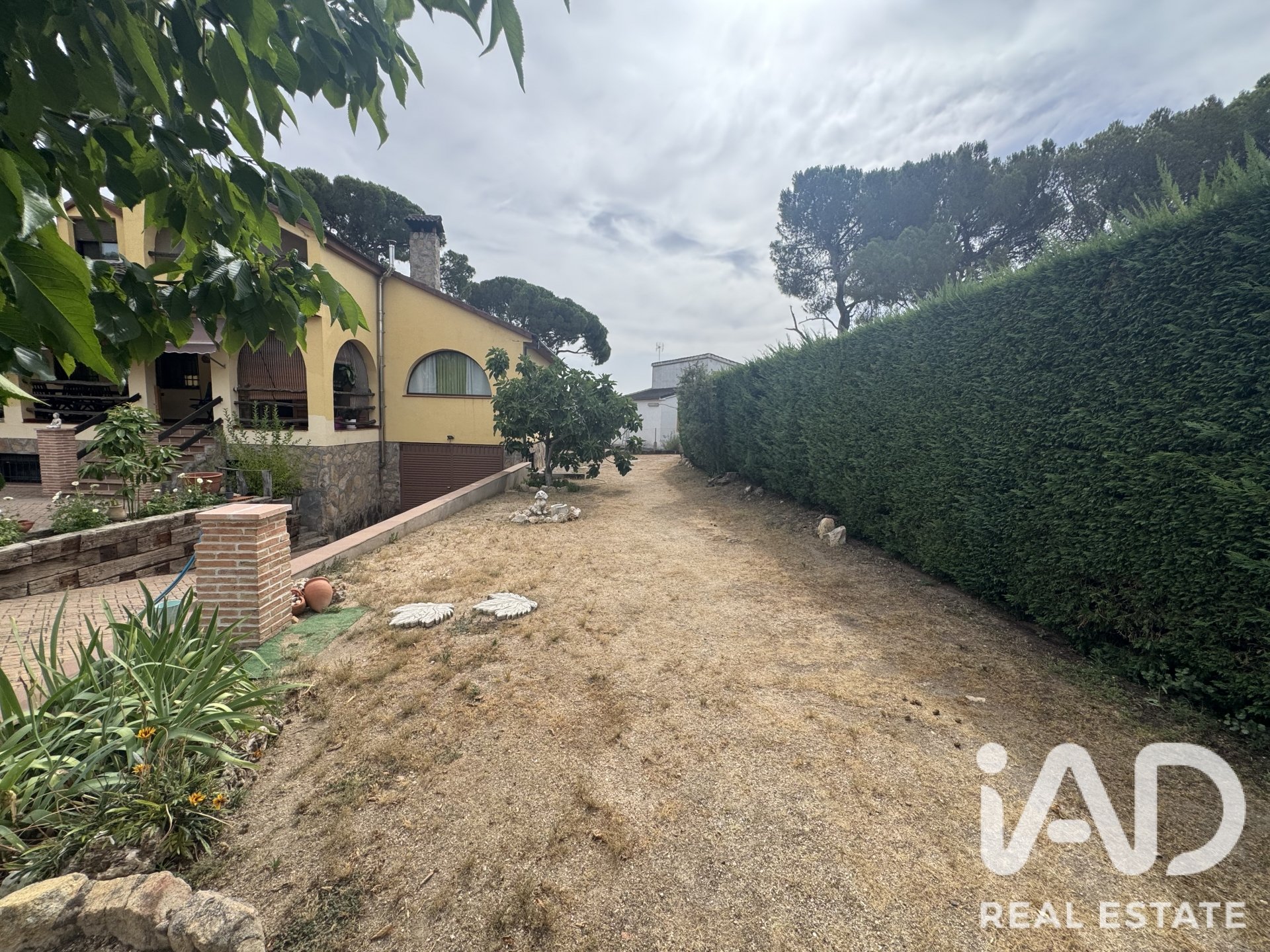 House in Almorox, Toledo, Spain 3 bedrooms, 307 sq.m. No. 188172