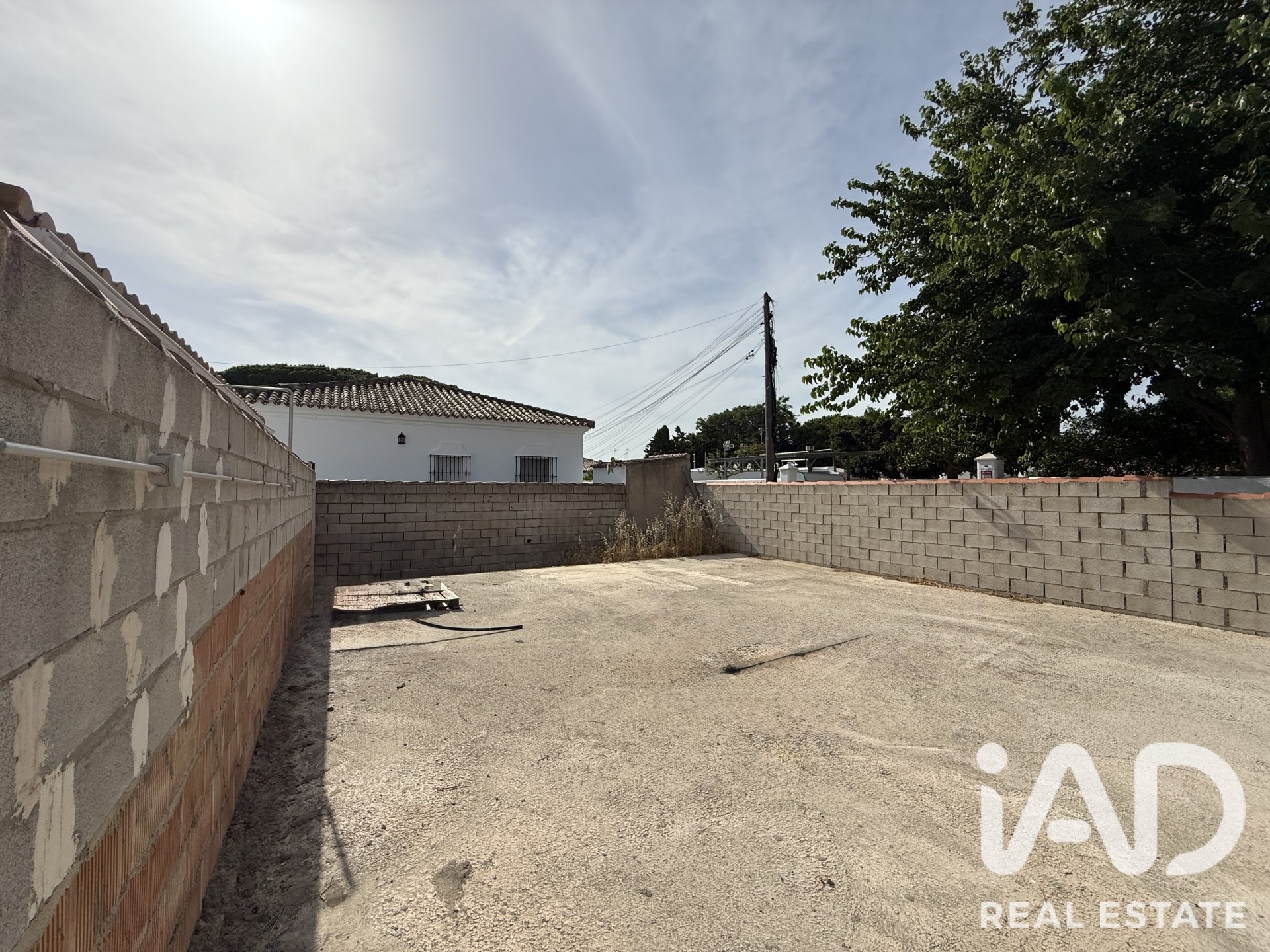 Land plot in Chiclana de la Frontera, Cadiz, Spain 360 sq.m. No. 188171