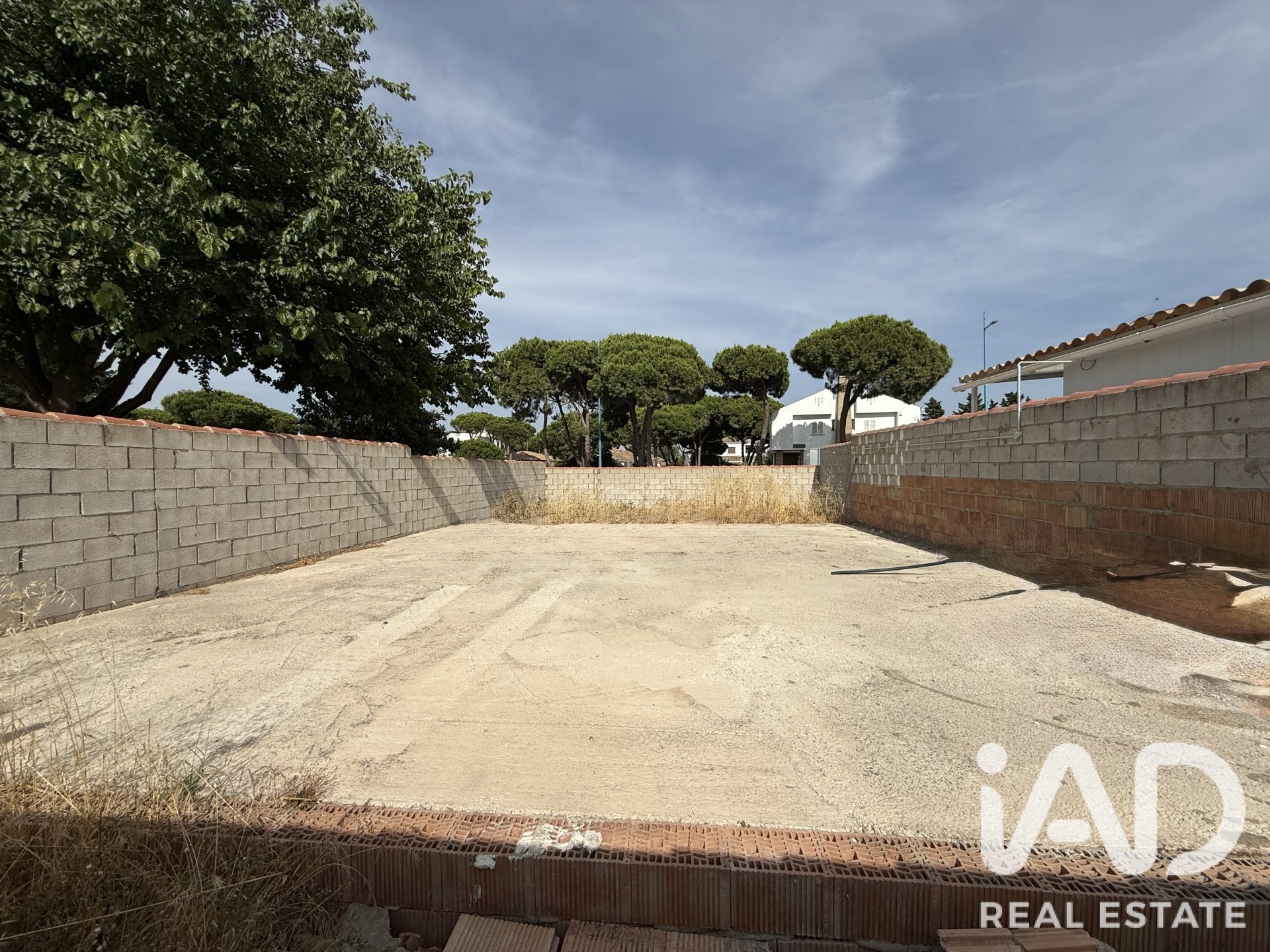 Land plot in Chiclana de la Frontera, Cadiz, Spain 360 sq.m. No. 188171