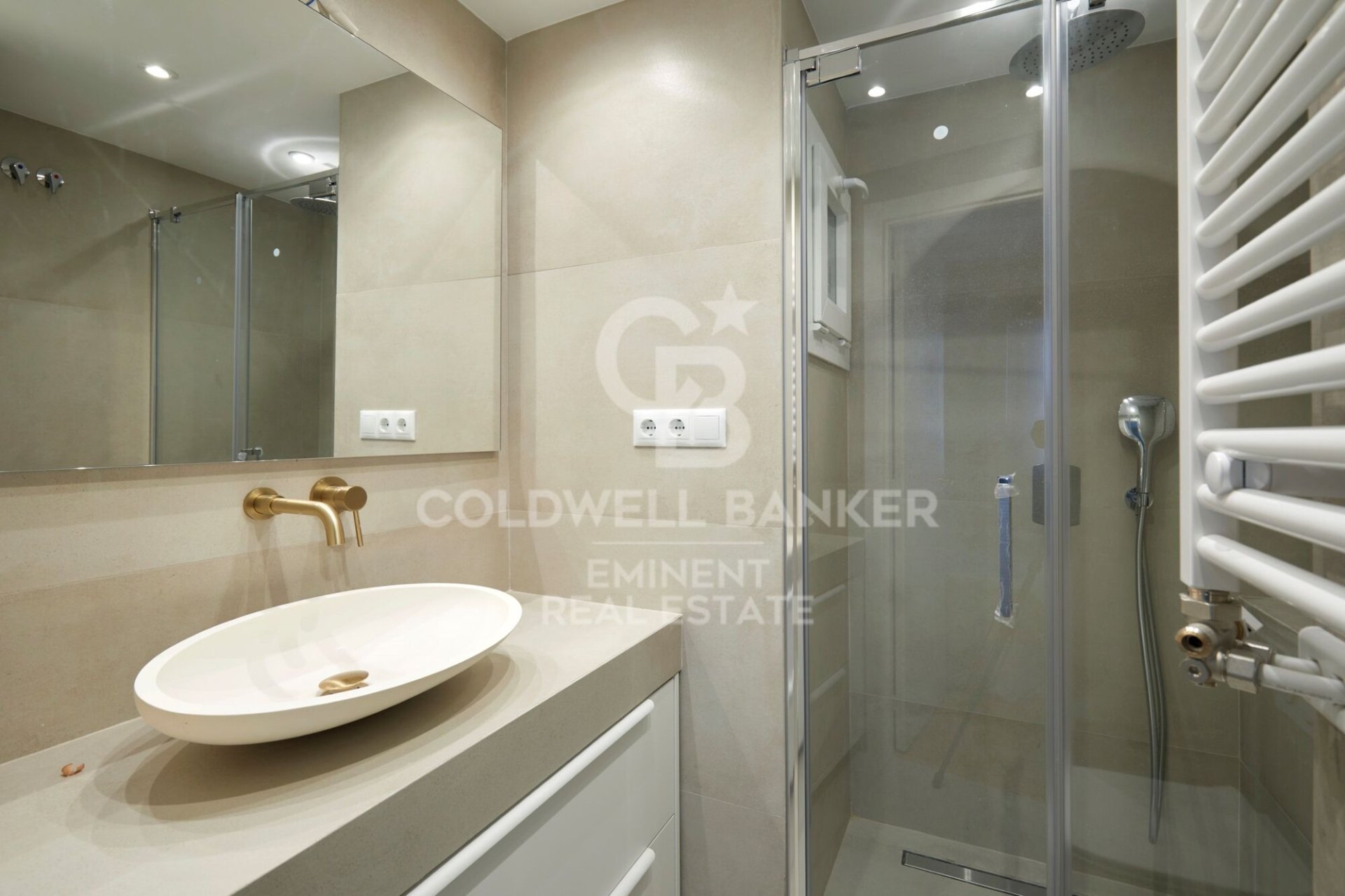 Квартира в Барселона, Испания 2 спальни, 90м2 №158324