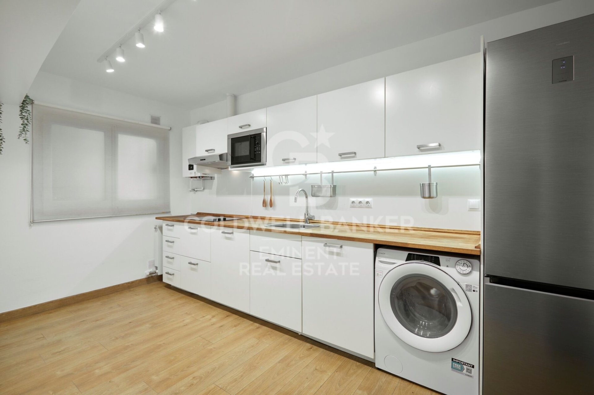 Квартира в Барселона, Испания 2 спальни, 90м2 №158324