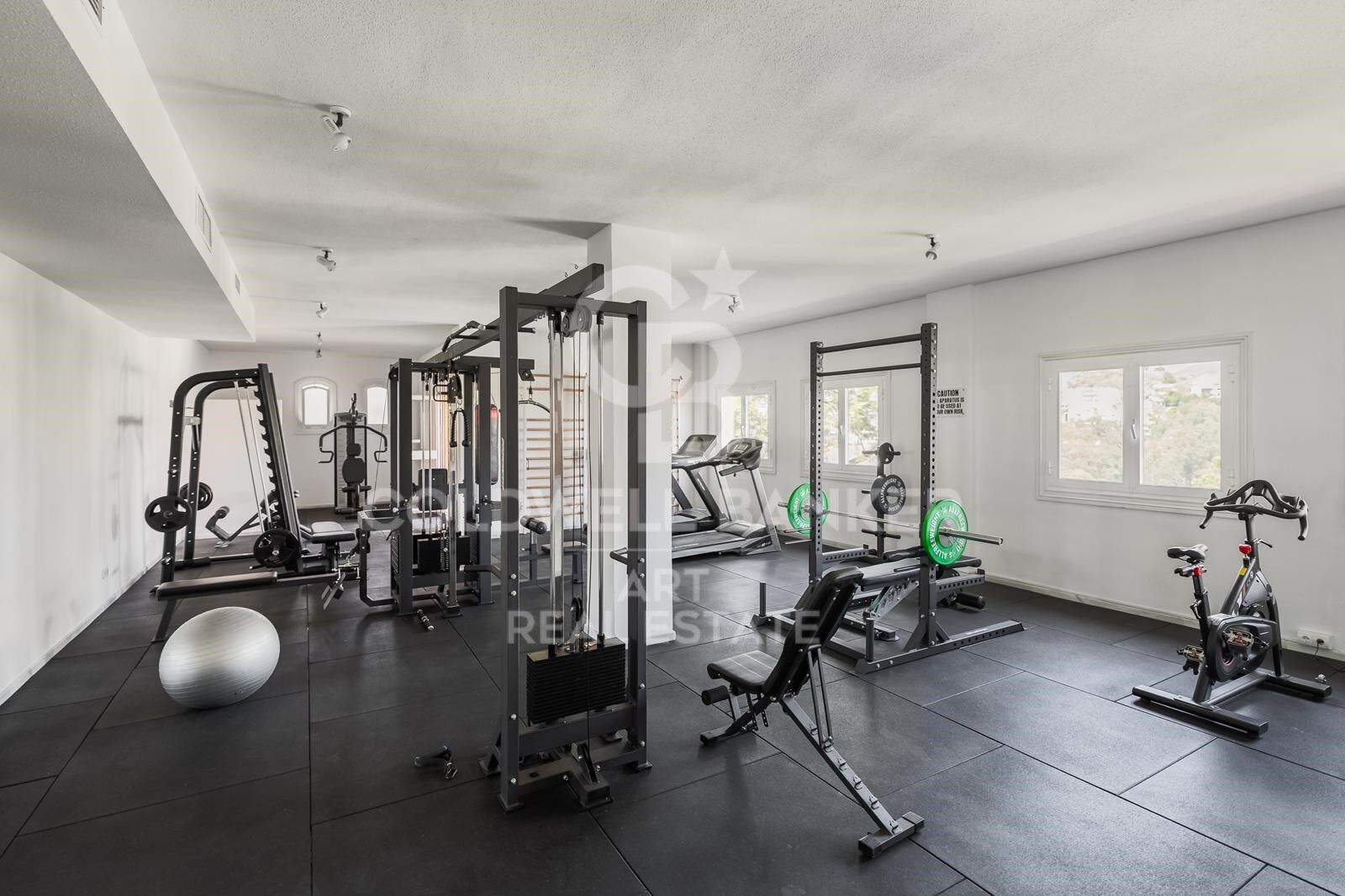 Huoneisto Marbella, Malaga, Espanja 4 makuuhuonetta, 215 m2 No. 158322
