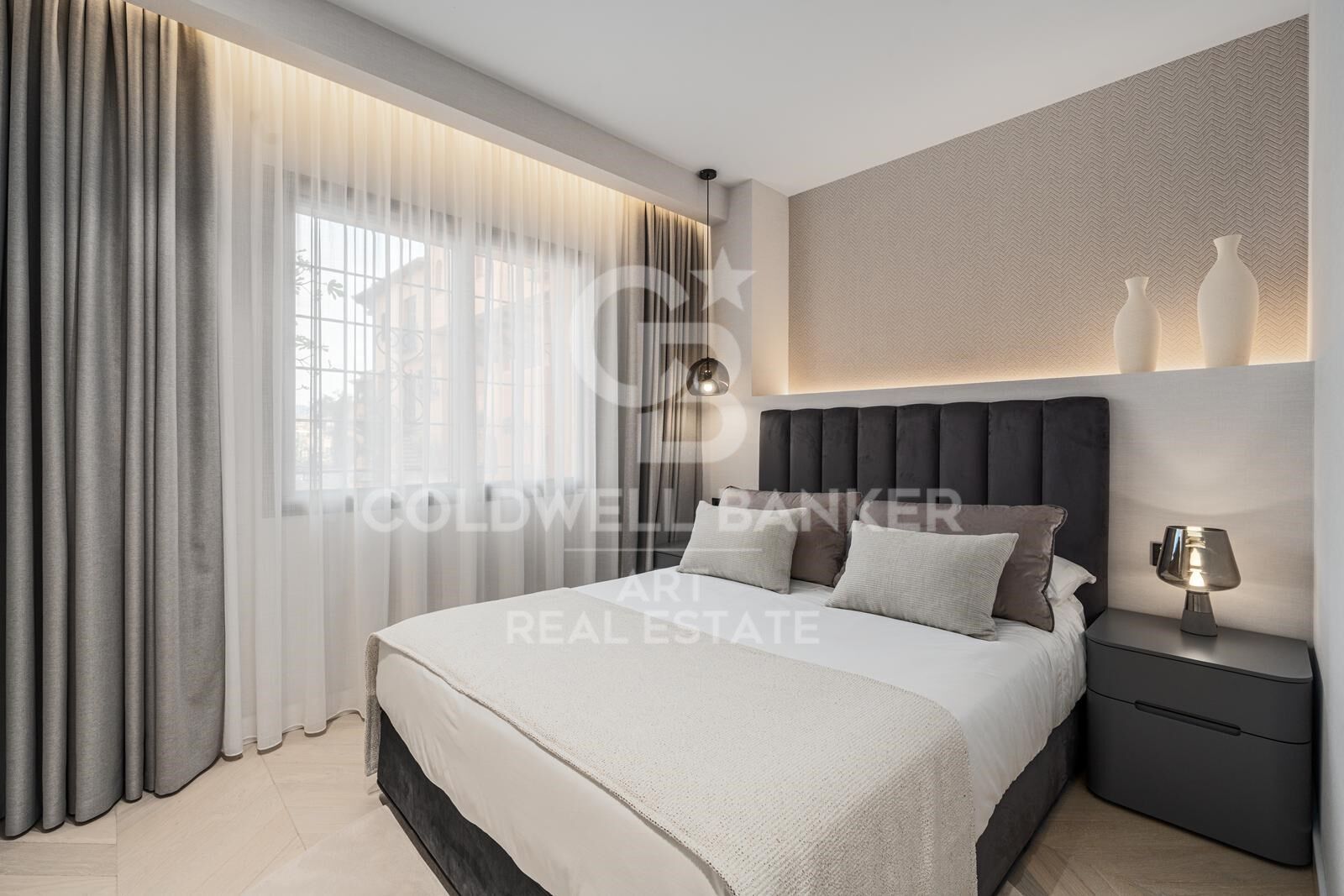 Huoneisto Marbella, Malaga, Espanja 4 makuuhuonetta, 215 m2 No. 158322