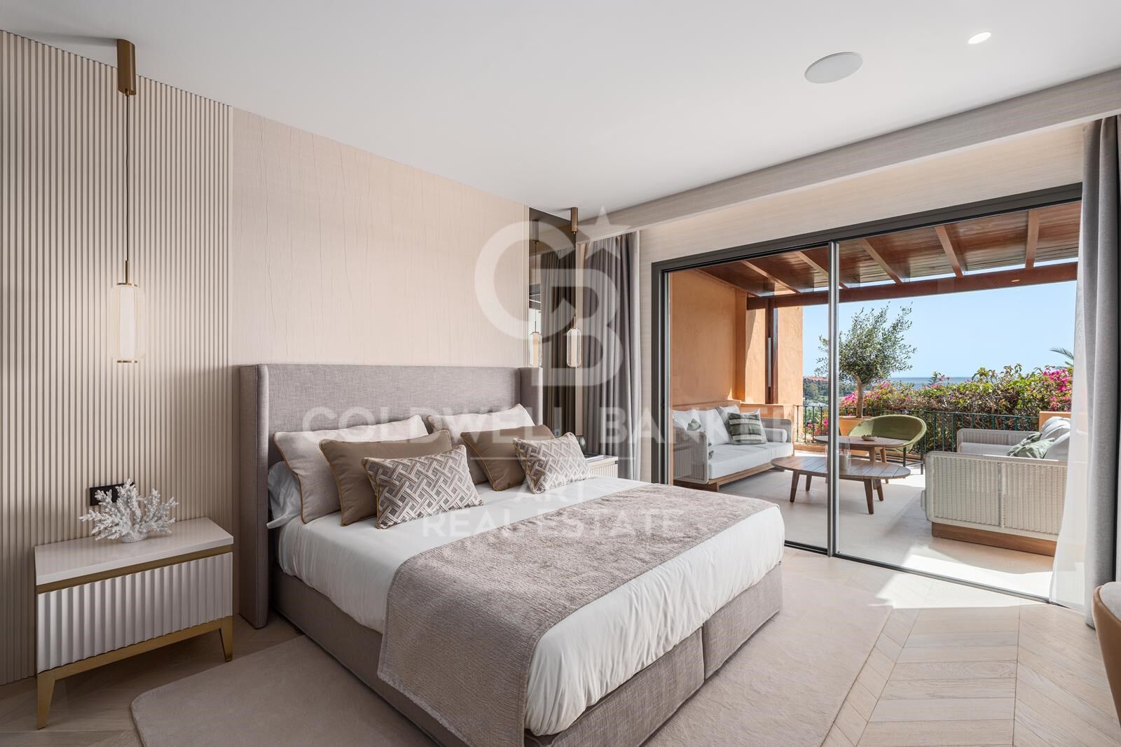 Huoneisto Marbella, Malaga, Espanja 4 makuuhuonetta, 215 m2 No. 158322
