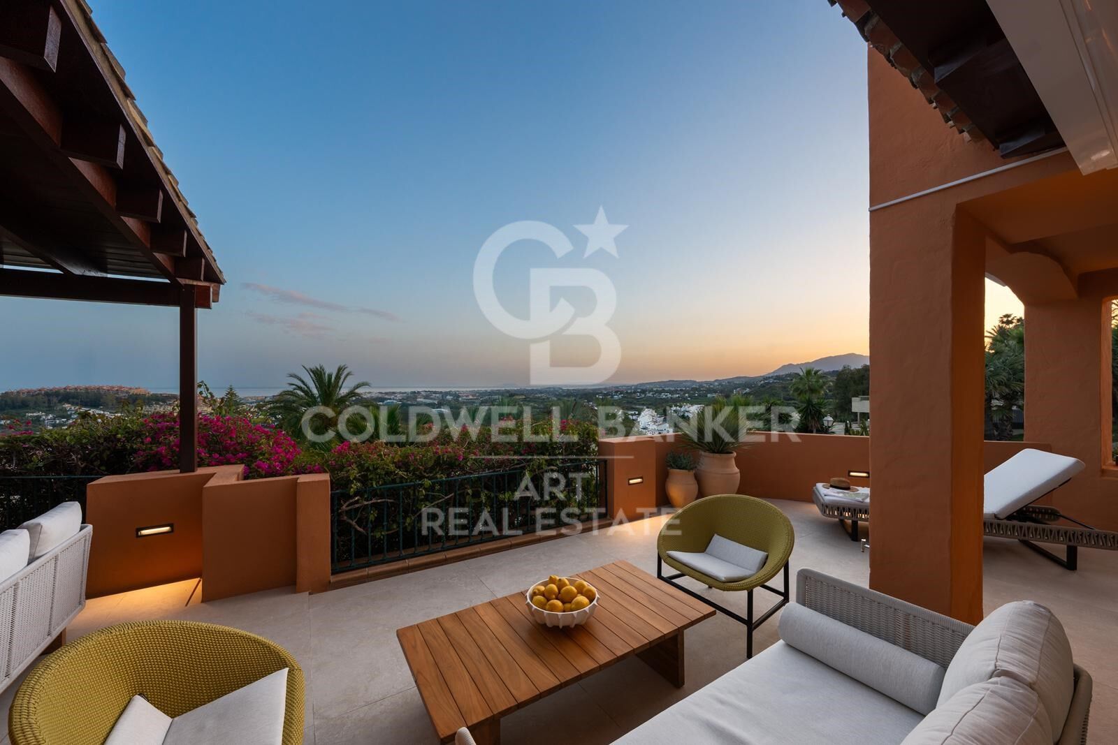 Huoneisto Marbella, Malaga, Espanja 4 makuuhuonetta, 215 m2 No. 158322