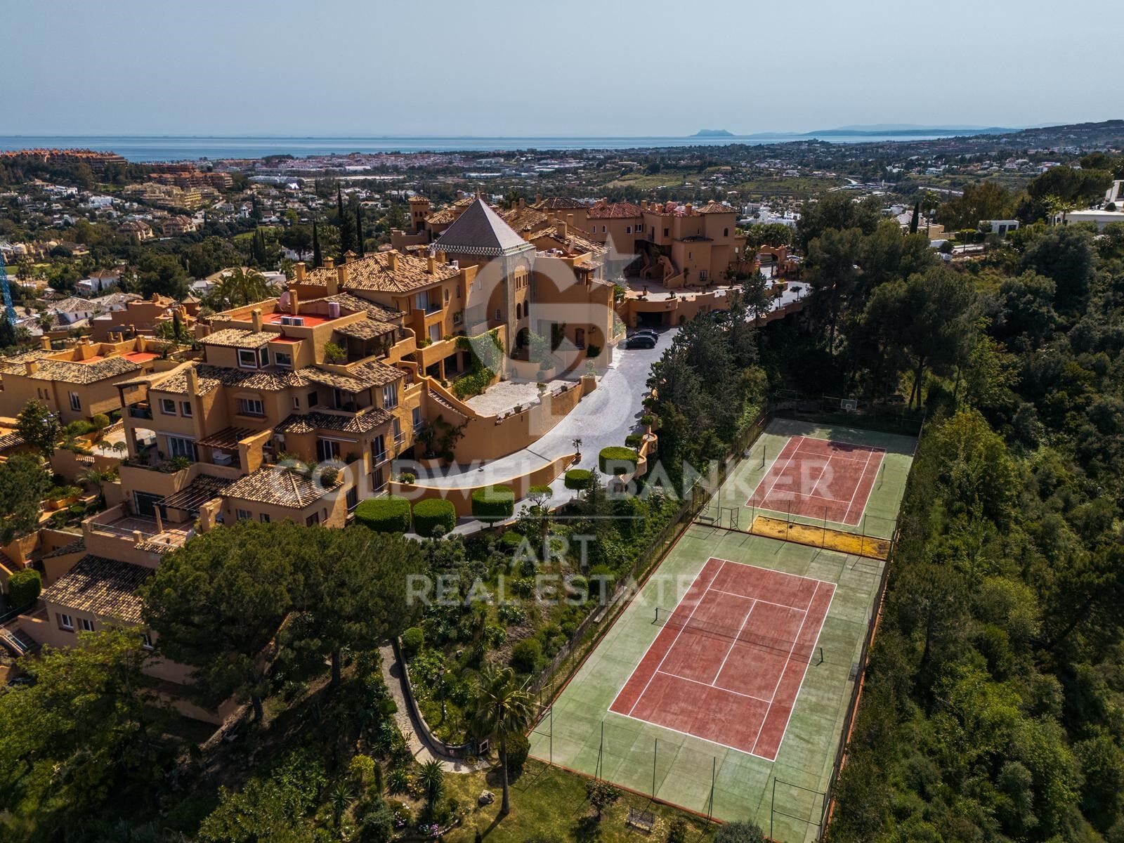 Huoneisto Marbella, Malaga, Espanja 4 makuuhuonetta, 215 m2 No. 158322