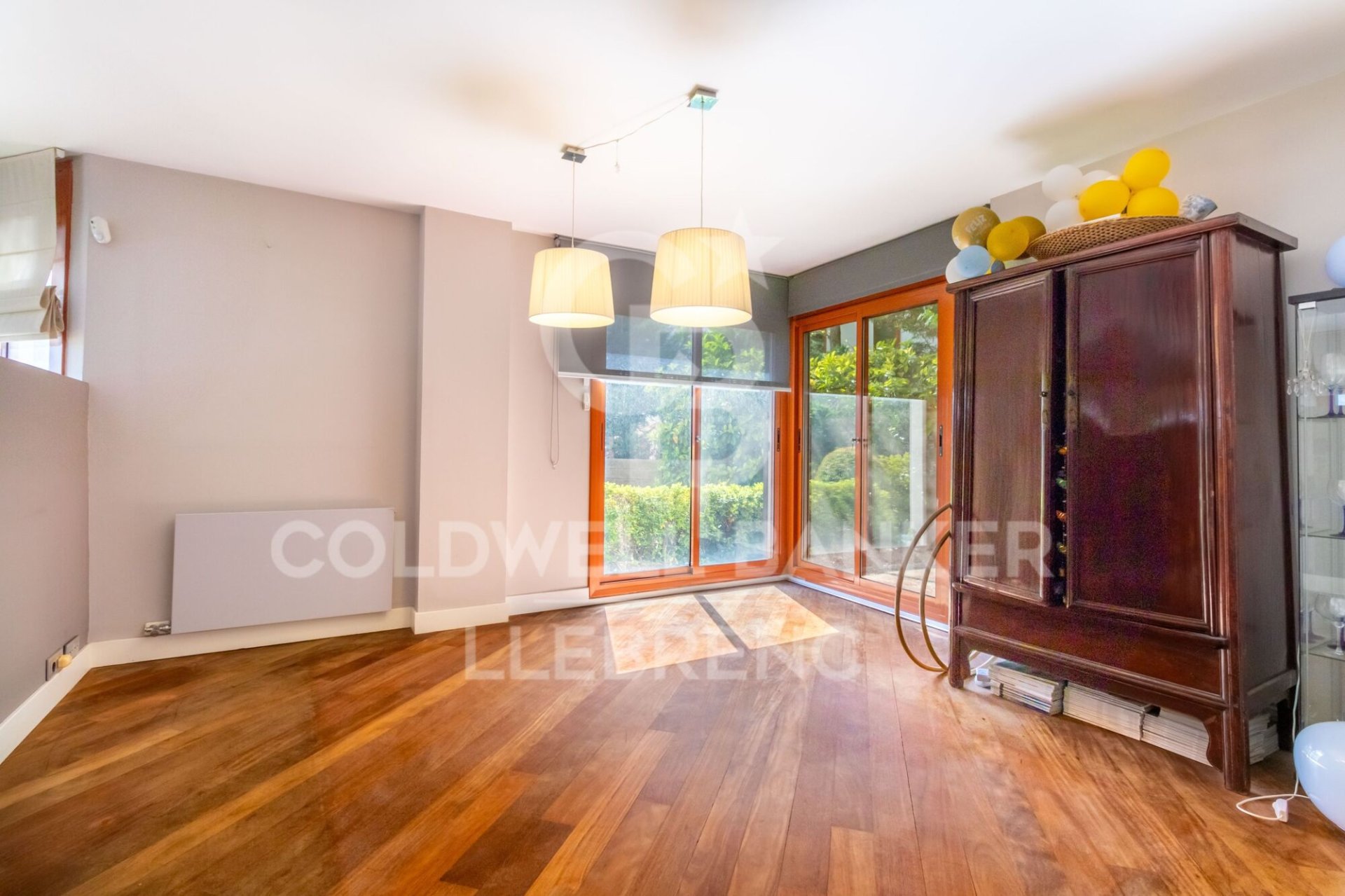 Talo Barcelona, Espanja 5 makuuhuonetta, 447 m2 No. 160174