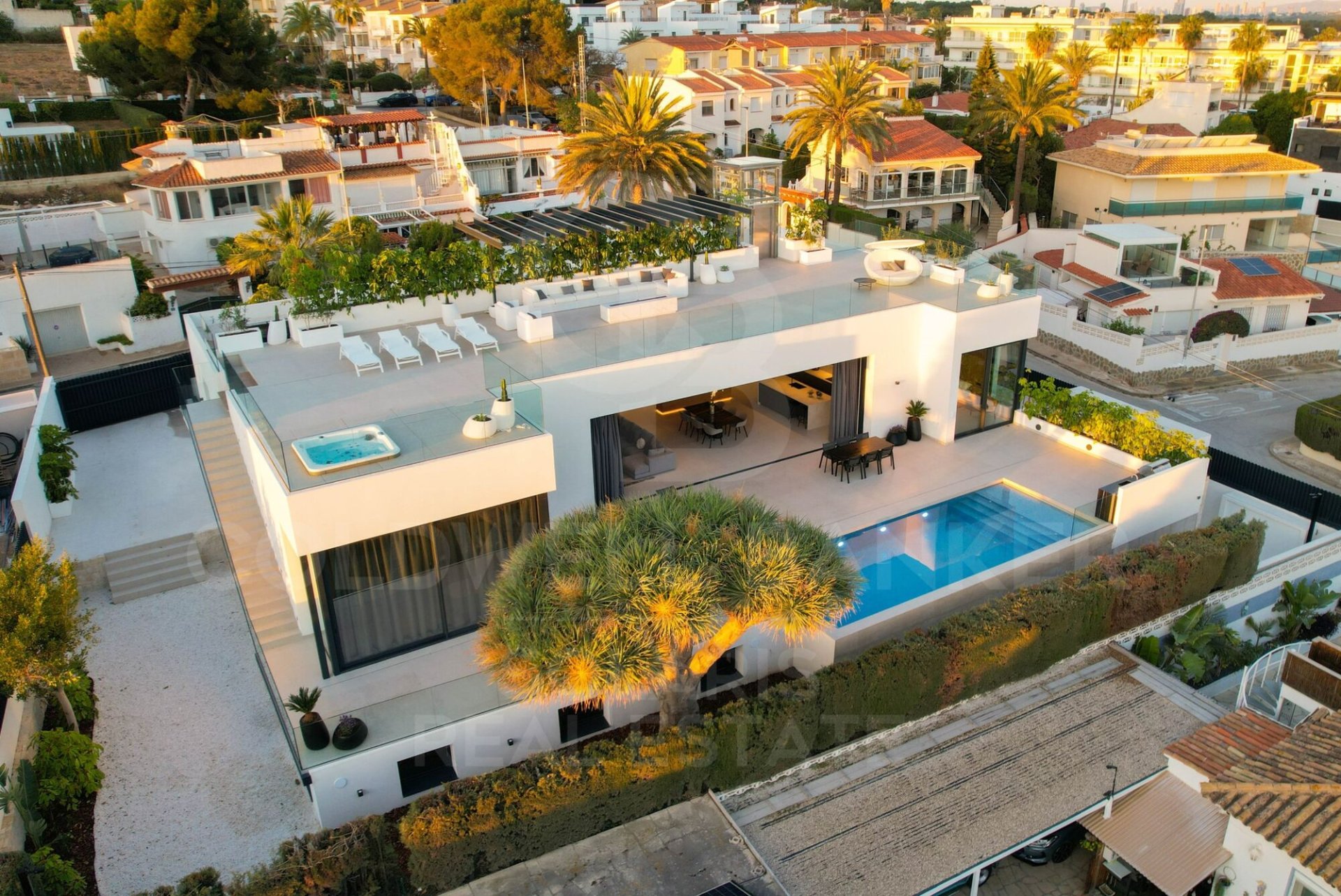 Villa in L'Albir, Alicante, Spanien 4 Schlafzimmer, 1021 m2 Nr. 160178