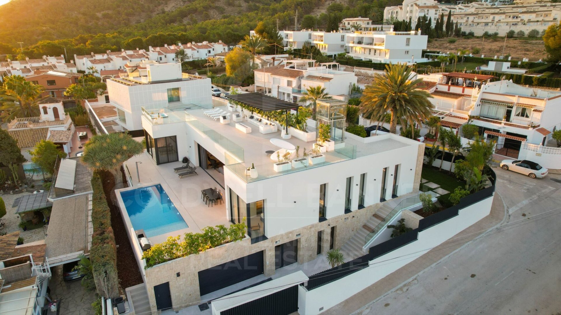 Villa in L'Albir, Alicante, Spanien 4 Schlafzimmer, 1021 m2 Nr. 160178