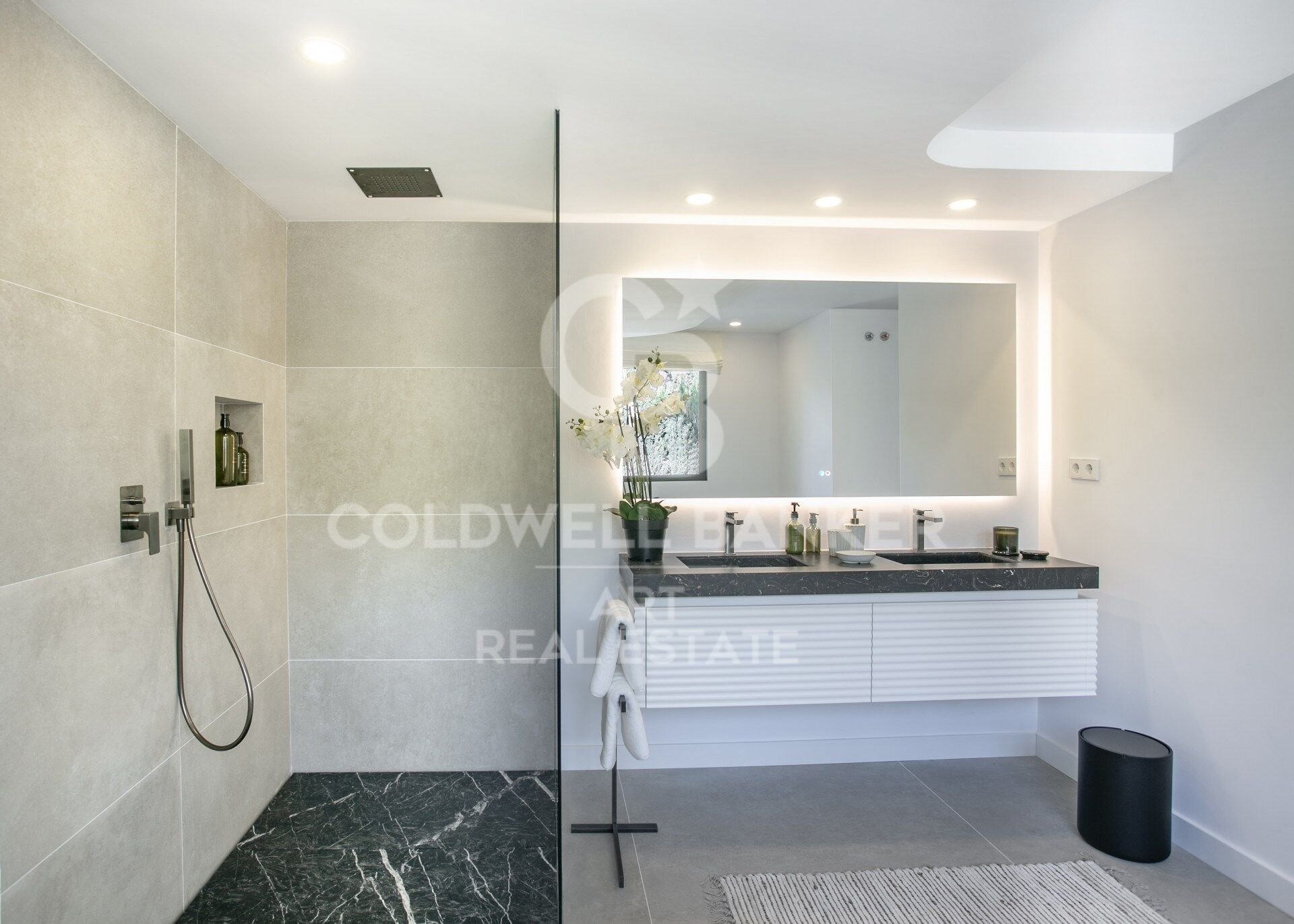 Huvila Marbella, Malaga, Espanja 5 makuuhuonetta, 397 m2 No. 159109