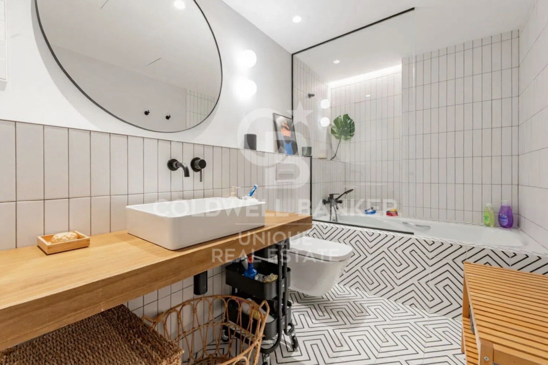 Apartment à Madrid, Espagne 2 chambres, 146 m2 No. 178747