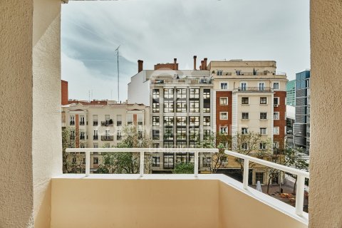 Apartament w Madrid, Hiszpania 3 sypialnie, 146 mkw. nr 178748