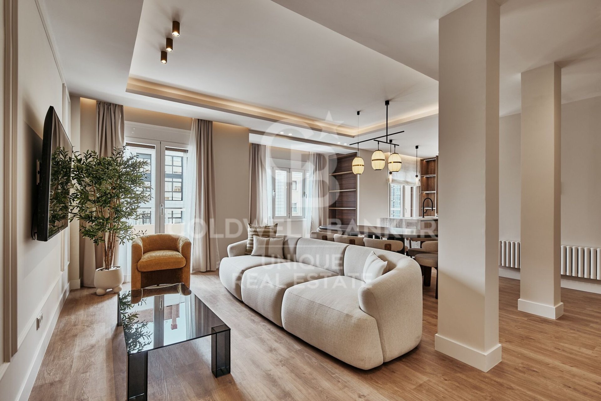 Apartment à Madrid, Espagne 3 chambres, 146 m2 No. 178748