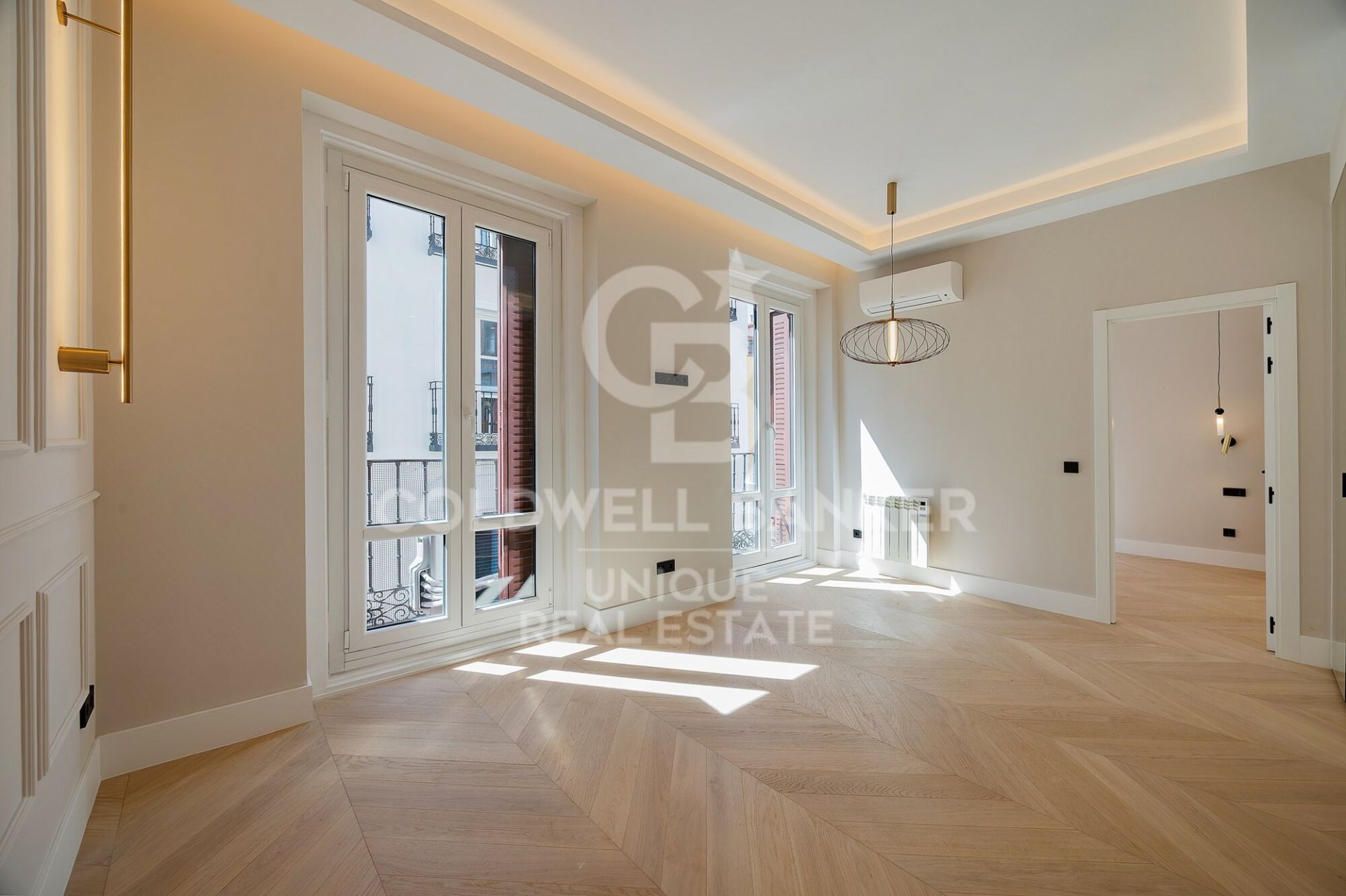 Apartment à Madrid, Espagne 1 chambre, 54 m2 No. 178752