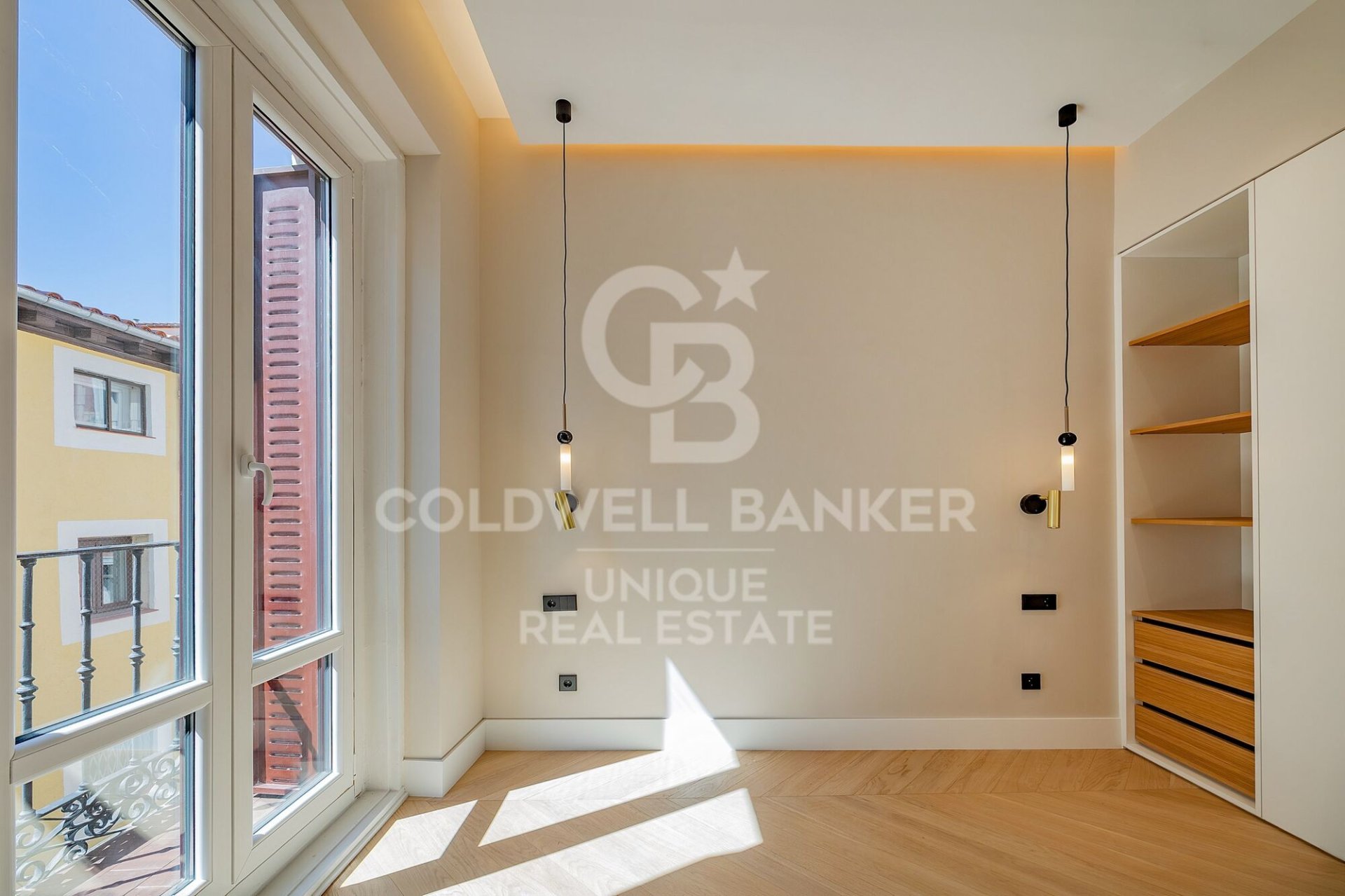 Apartment à Madrid, Espagne 1 chambre, 54 m2 No. 178752