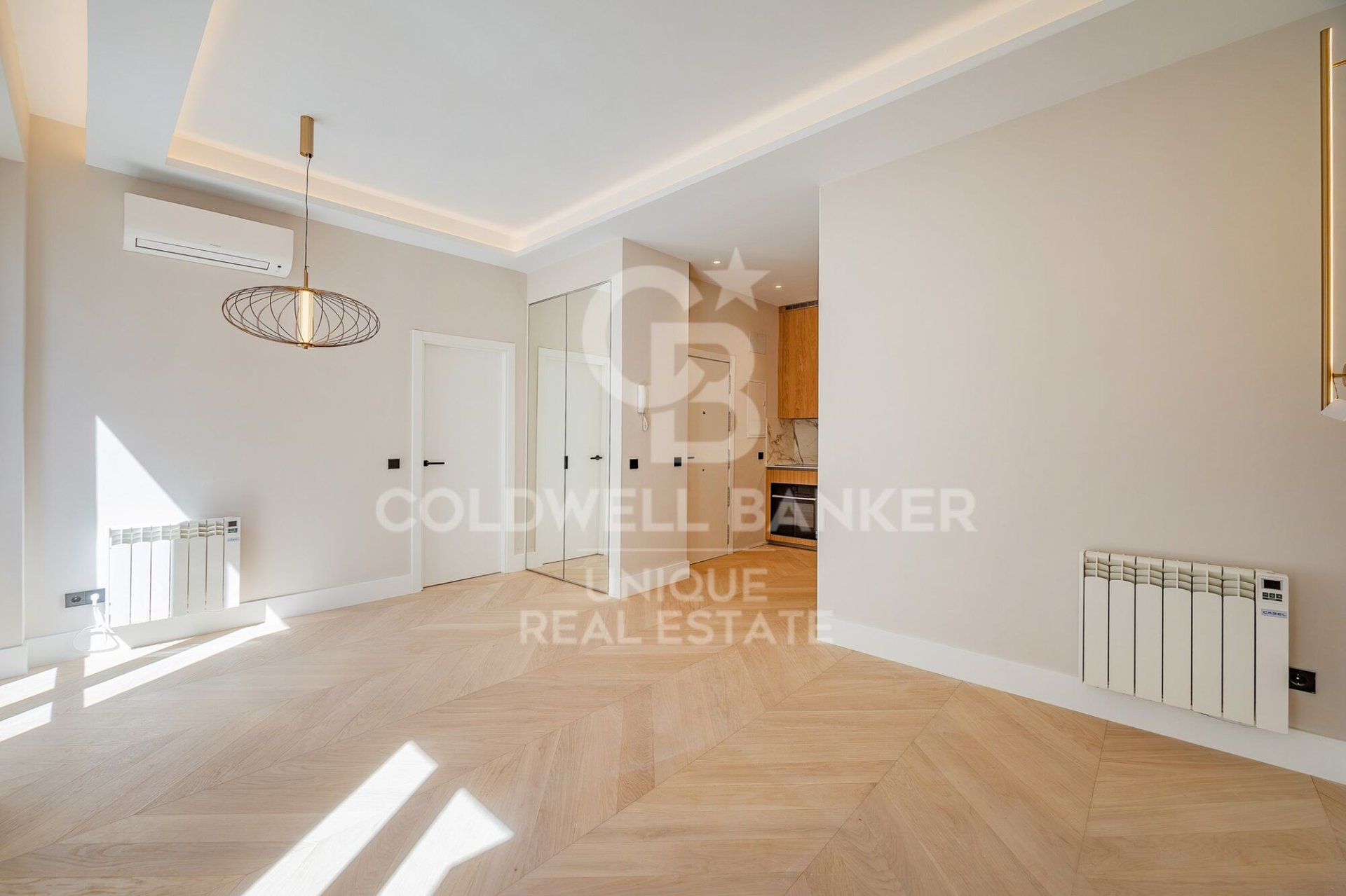 Apartment à Madrid, Espagne 1 chambre, 54 m2 No. 178752
