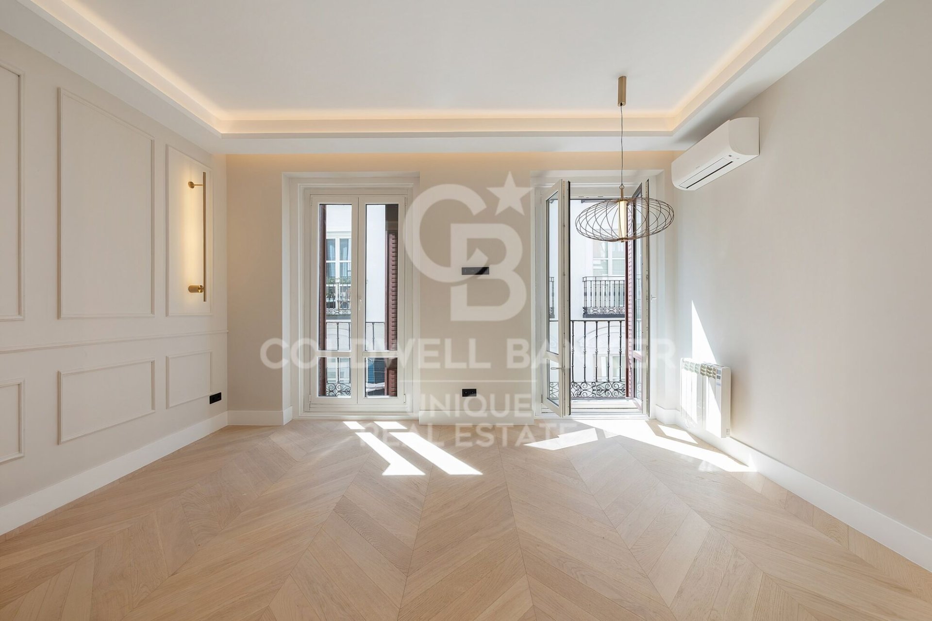 Apartment à Madrid, Espagne 1 chambre, 54 m2 No. 178752