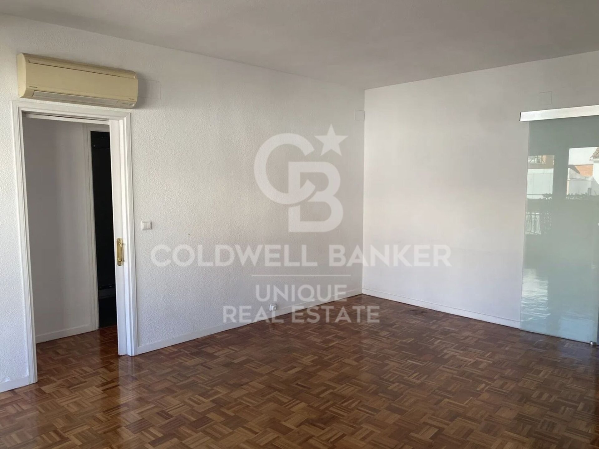 Penthäuser in Madrid, Spanien 2 Schlafzimmer, 67 m2 Nr. 178751