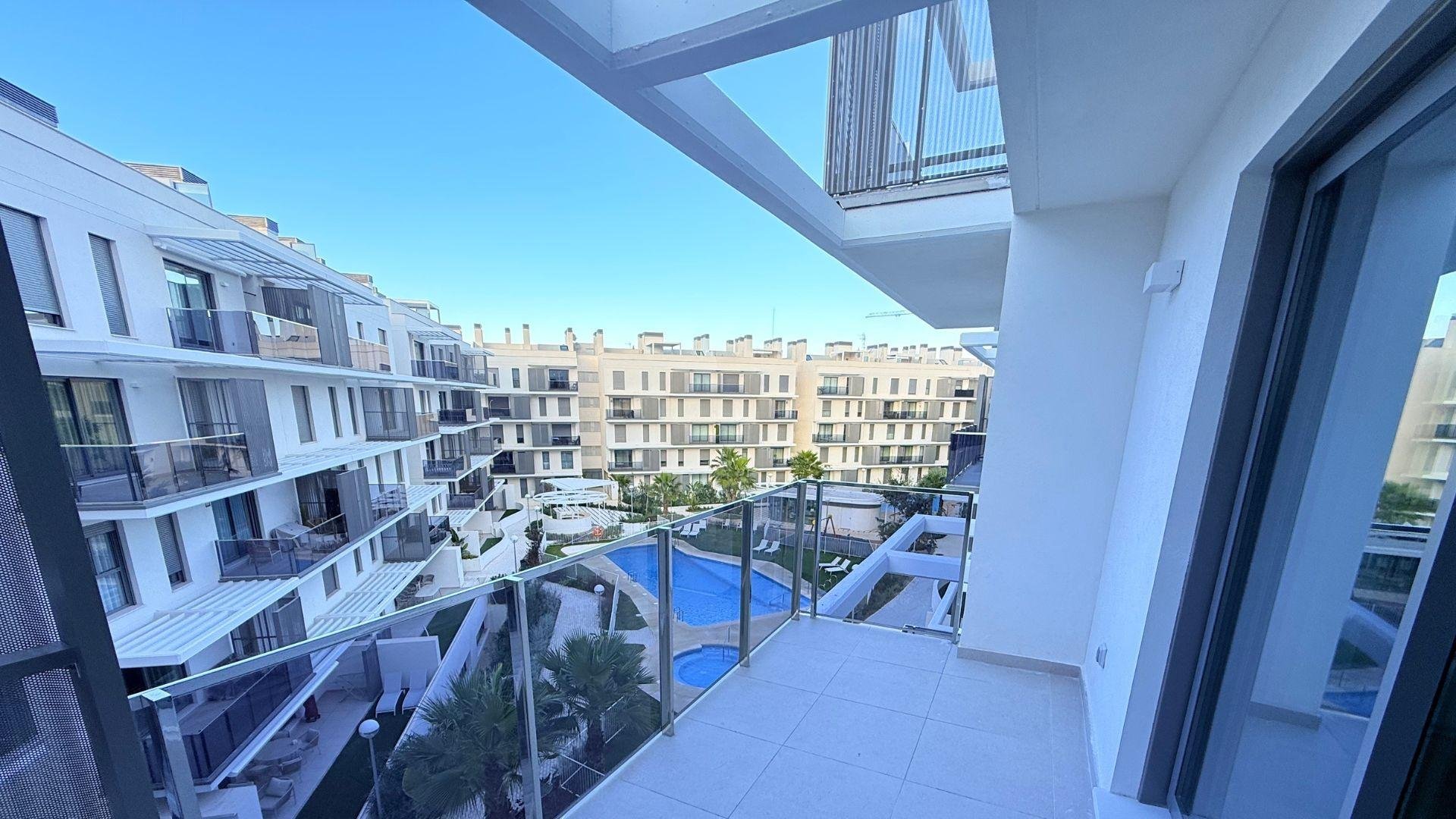 Apartment à Denia, Alicante, Espagne 1 chambre, 81 m2 No. 165814