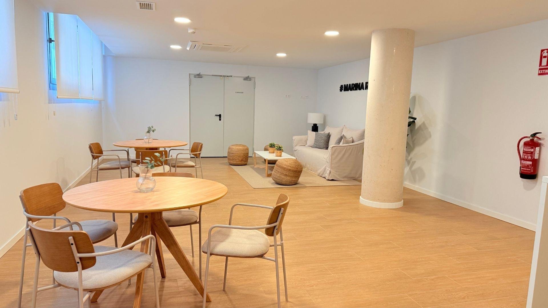 Apartment à Denia, Alicante, Espagne 1 chambre, 81 m2 No. 165814