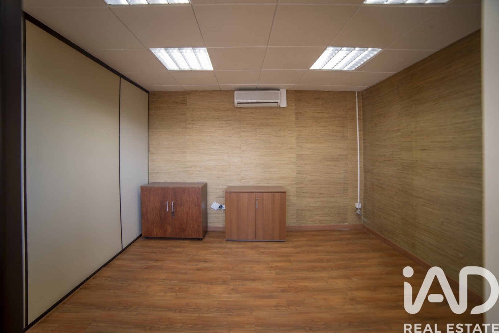 Büro in El Berron, Asturias, Spanien 456 m2 Nr. 188522