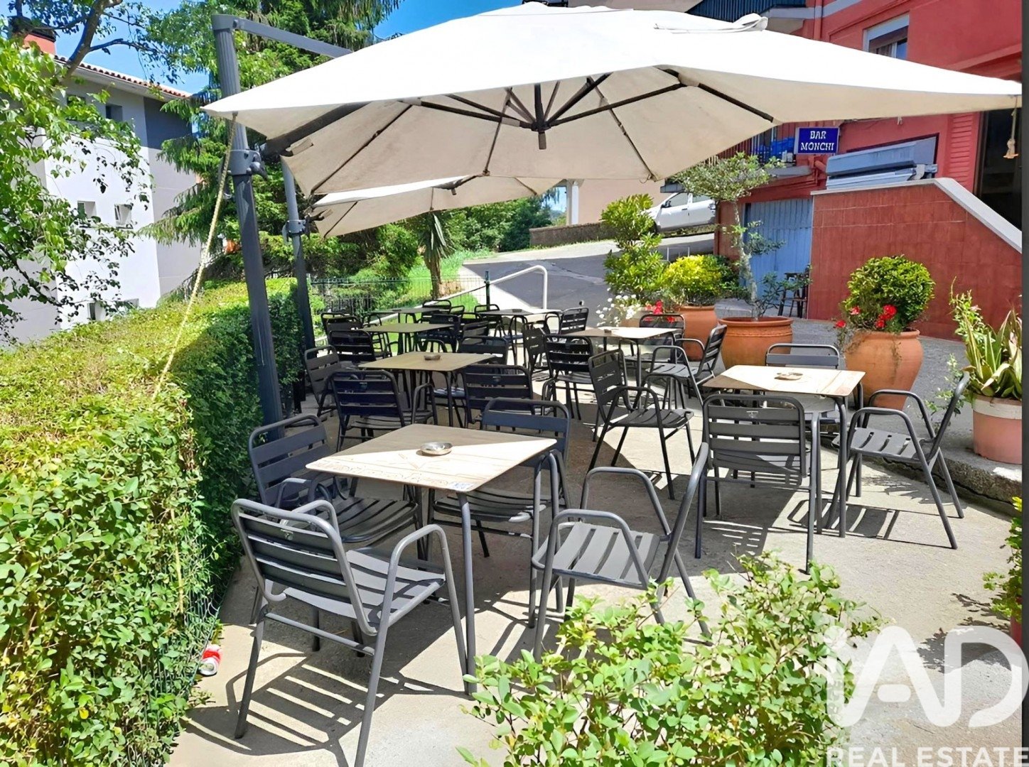 Commercial property in Donostia-San Sebastian, Gipuzkoa, Spain 99 sq.m. No. 188422