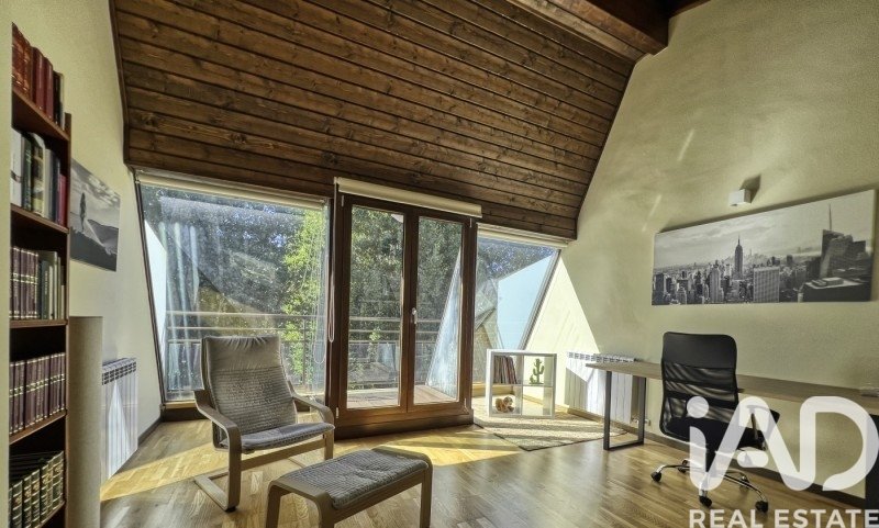 Kamienica w Teruel, Hiszpania 3 sypialnie, 252 mkw. nr 188420