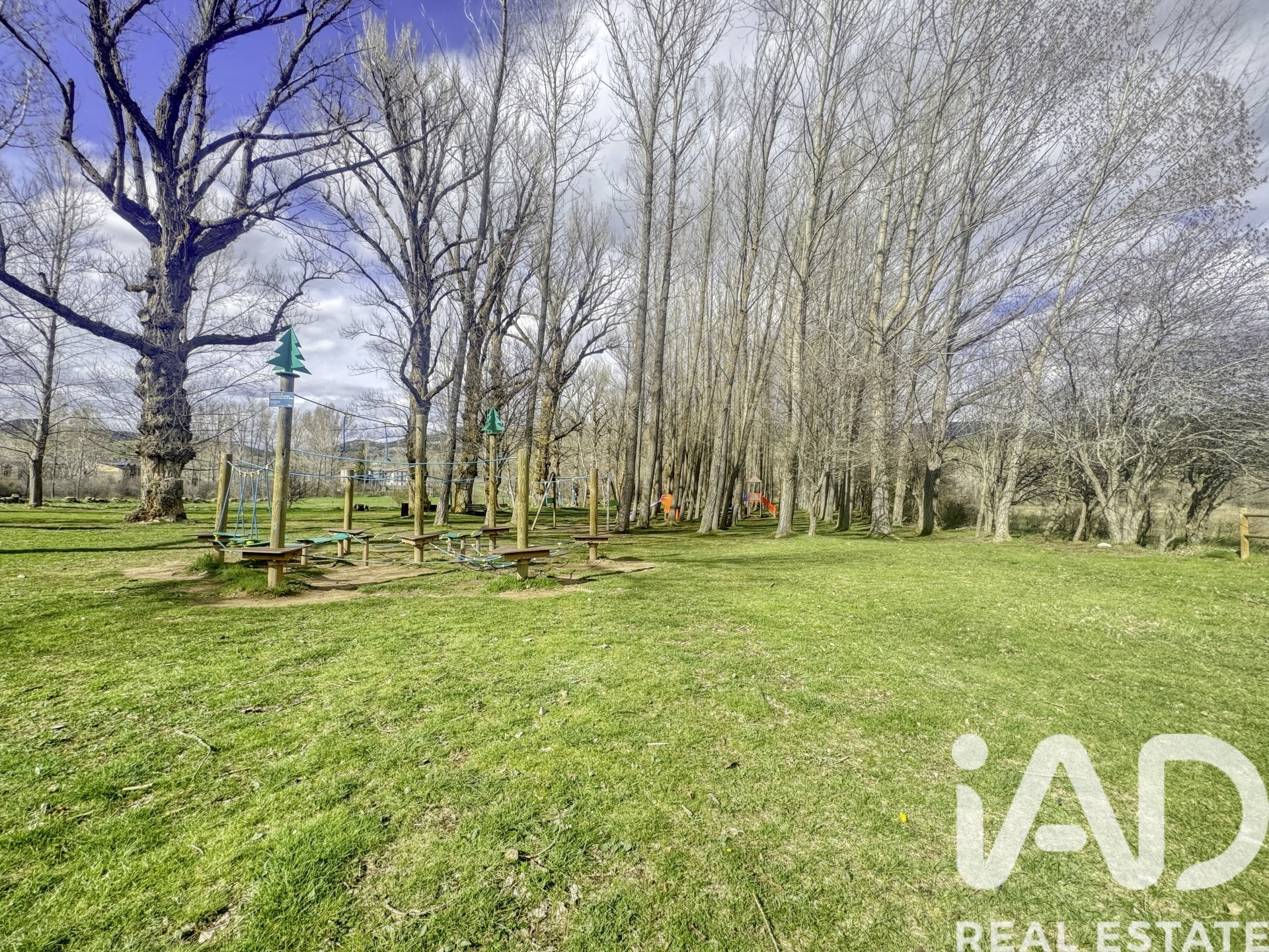 Kamienica w Teruel, Hiszpania 3 sypialnie, 252 mkw. nr 188420