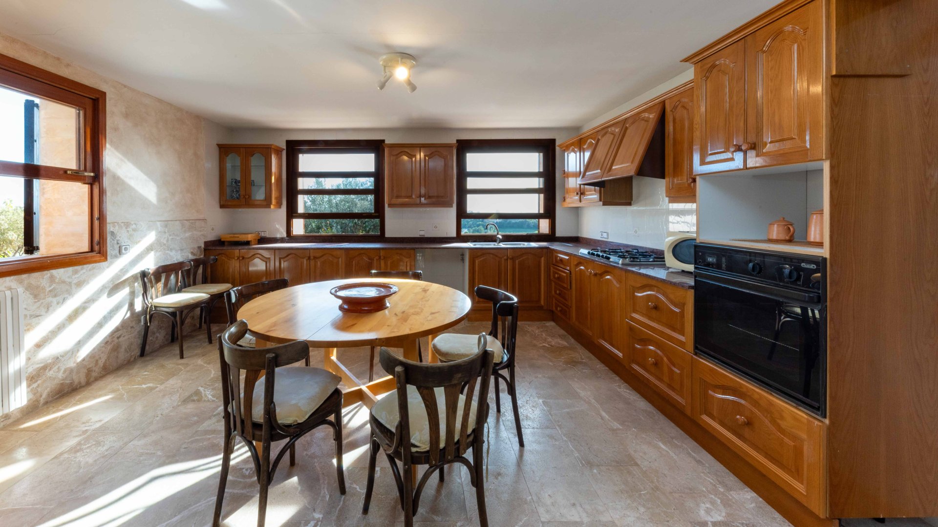 Finca Inca, Mallorca, Spānijā 8 istabas, 740 m2 Nr. 146535