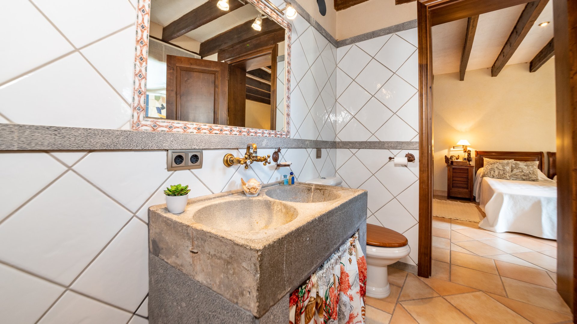 Villa a Puntiro, Mallorca, Spagna 5 camere da letto, 690 mq. N° 143788
