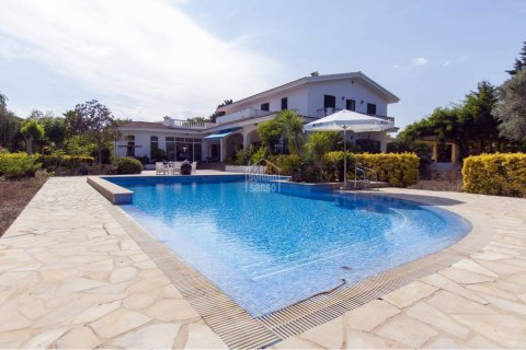 Villa a Sant Lluis, Menorca, Spagna 5 camere da letto, 539 mq. N° 149895