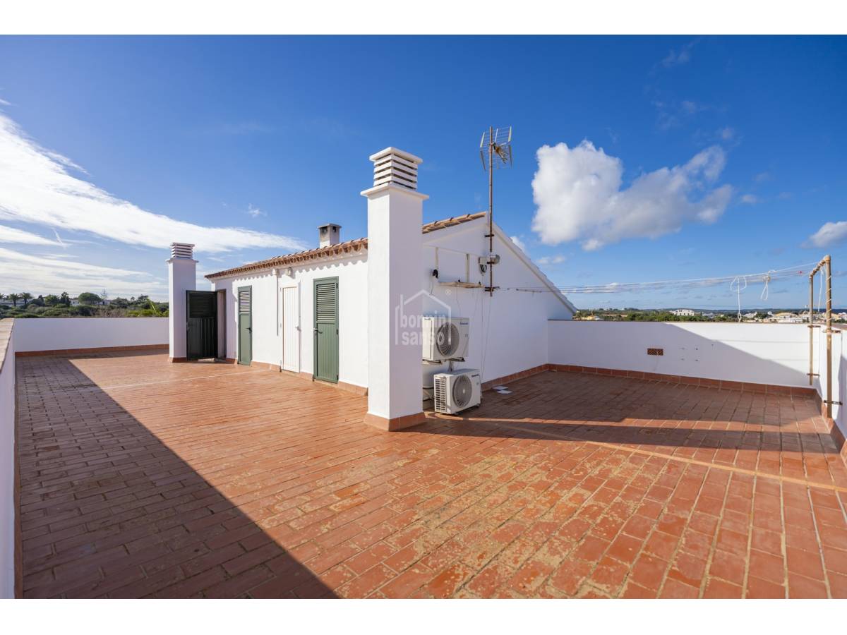 Lägenhet i Es Castell, Menorca, Spanien 4 sovrum, 107 kvm. Nr. 149894