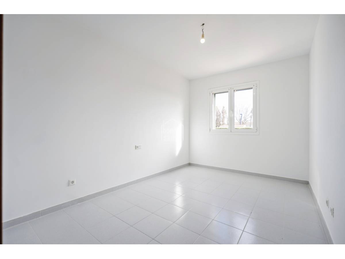 Lägenhet i Es Castell, Menorca, Spanien 4 sovrum, 107 kvm. Nr. 149894