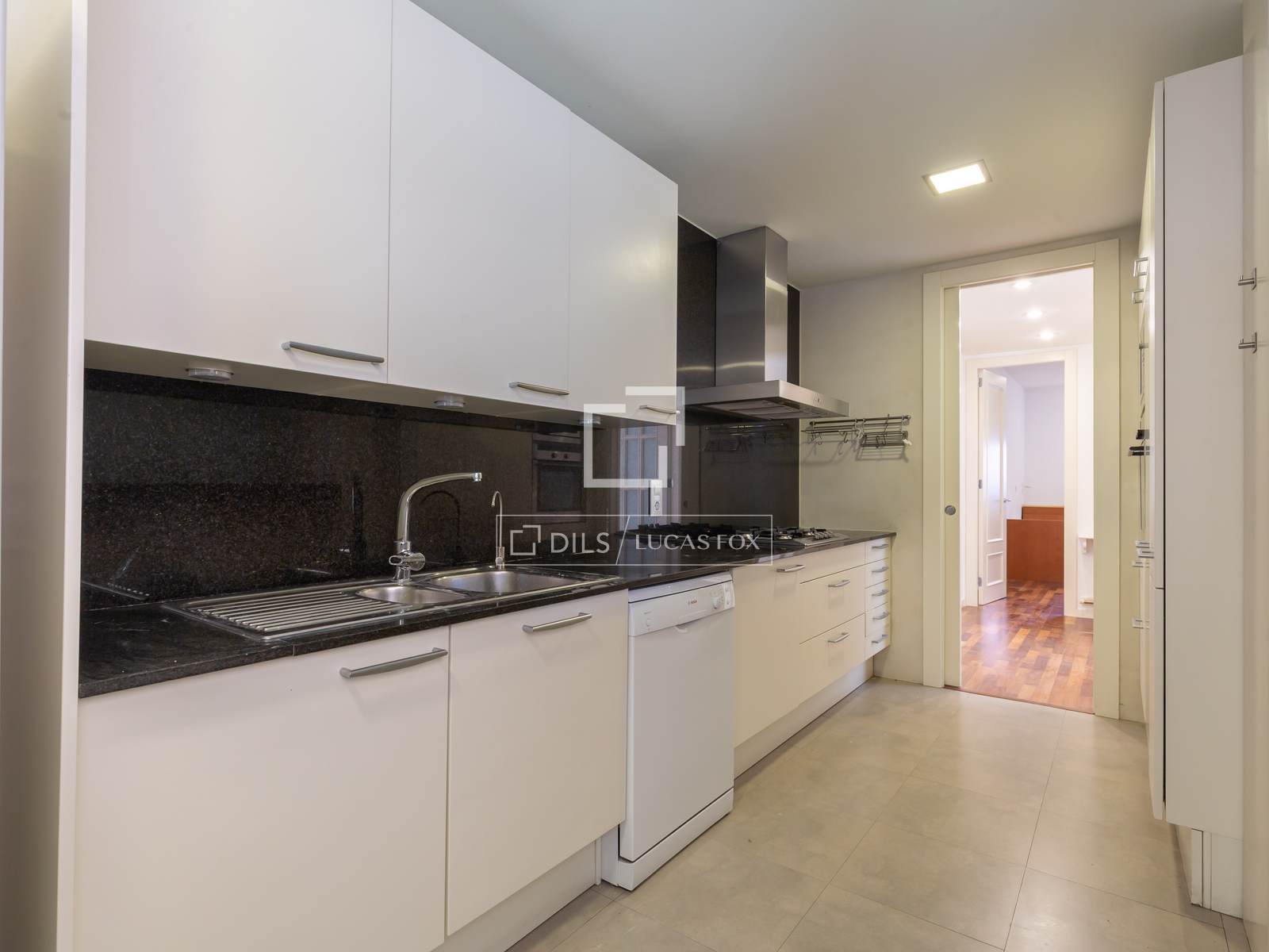 Appartamento a Sant Just Desvern, Barcelona, Spagna 3 camere da letto, 137 mq. N° 150524