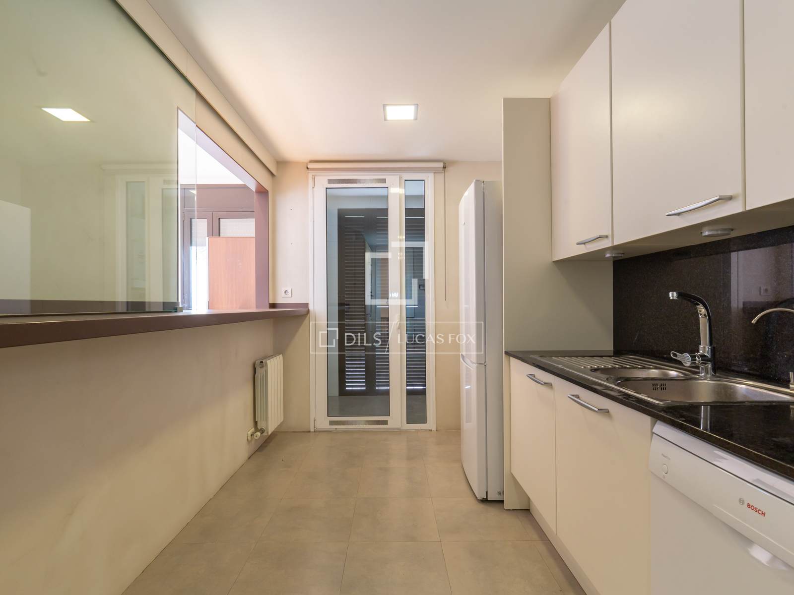 Appartamento a Sant Just Desvern, Barcelona, Spagna 3 camere da letto, 137 mq. N° 150524