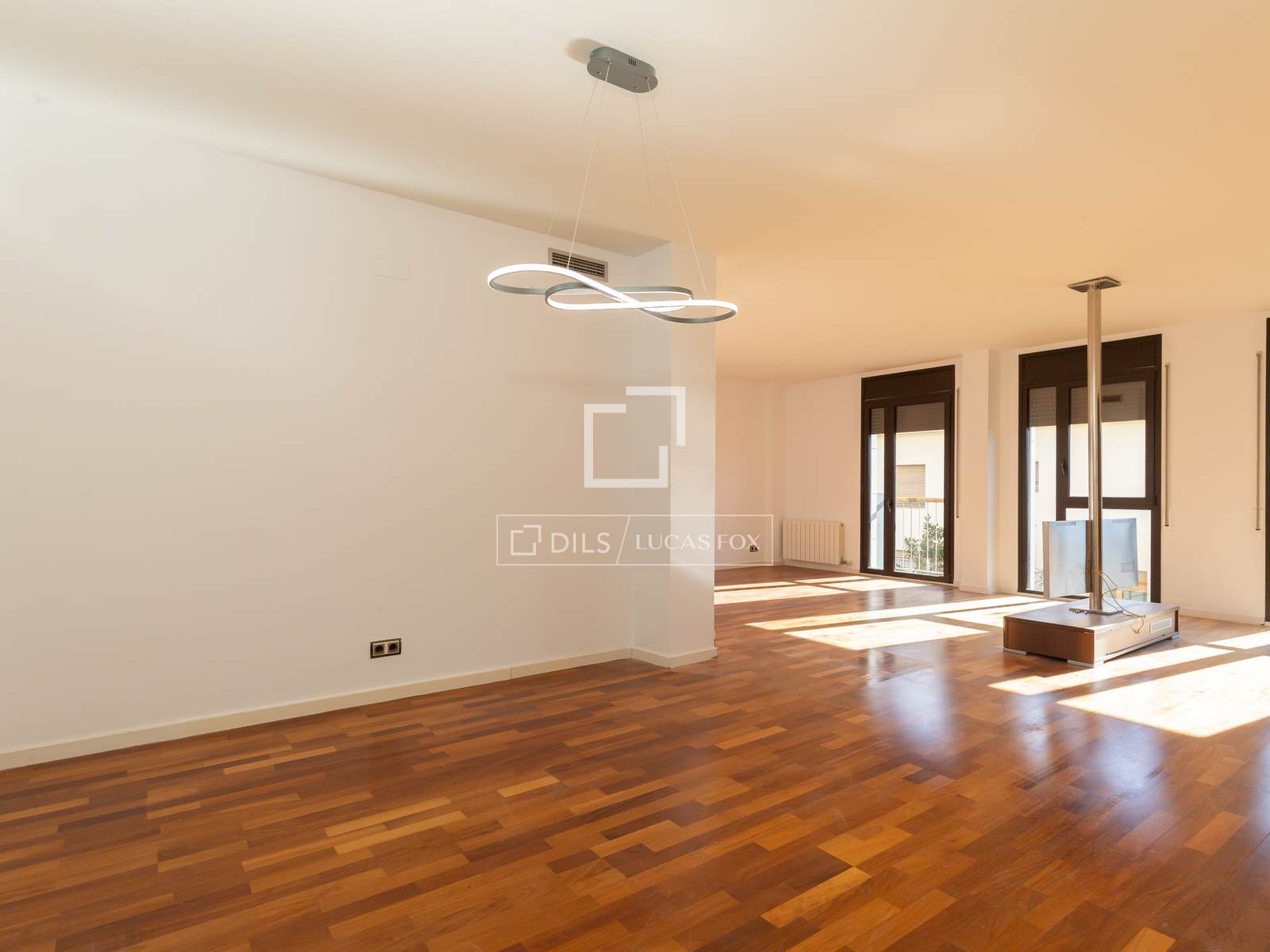 Appartamento a Sant Just Desvern, Barcelona, Spagna 3 camere da letto, 137 mq. N° 150524