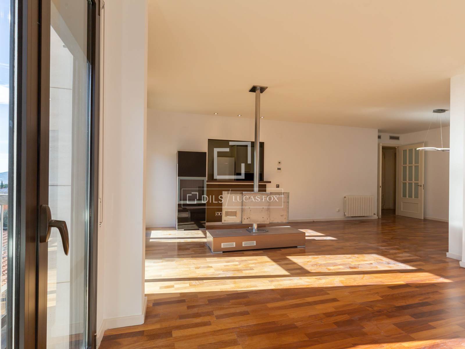 Appartamento a Sant Just Desvern, Barcelona, Spagna 3 camere da letto, 137 mq. N° 150524