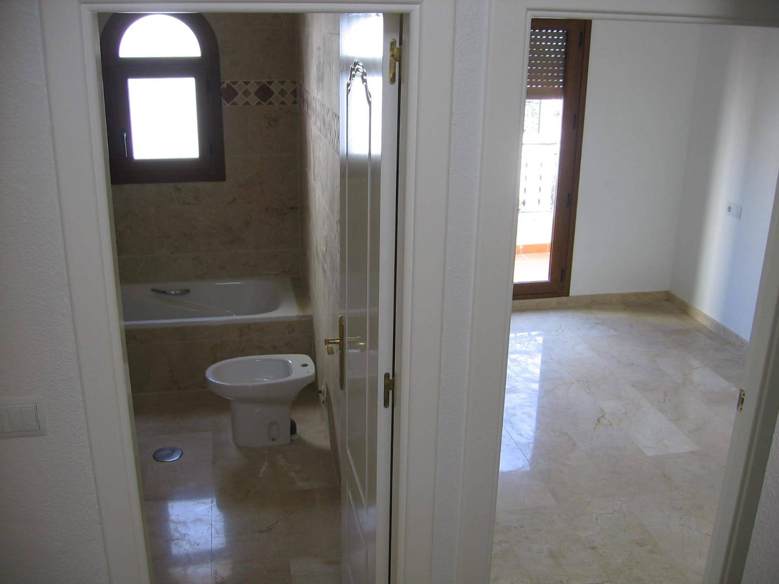 Kaupunkipientalo Villamartin, Alicante, Espanja 2 makuuhuonetta, 90 m2 No. 155599