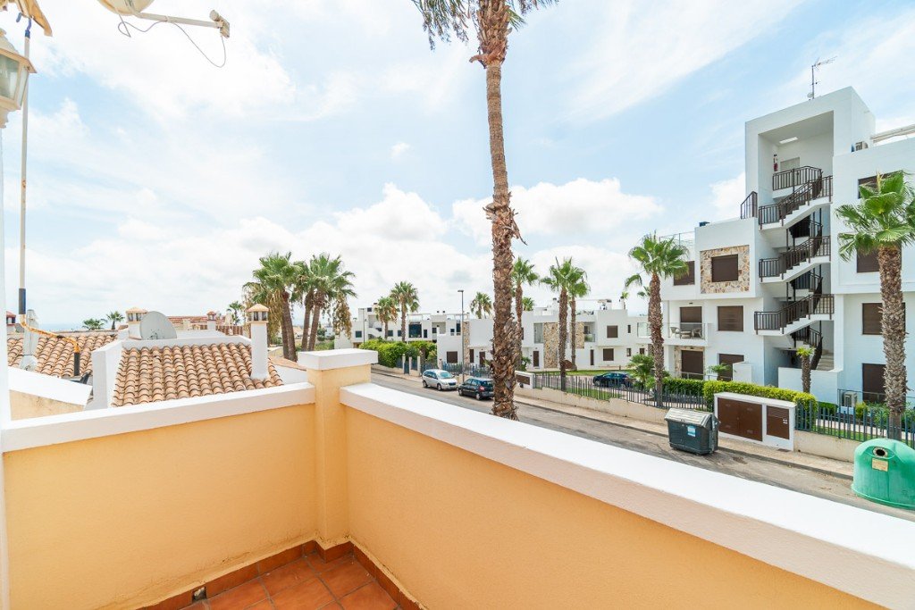 Villa in Alicante, Spain 3 bedrooms, 125 sq.m. No. 145388