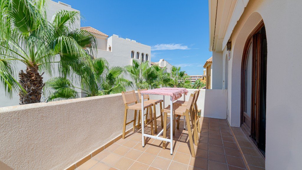 Apartament w Punta Prima, Alicante, Hiszpania 2 sypialnie, 85 mkw. nr 145387