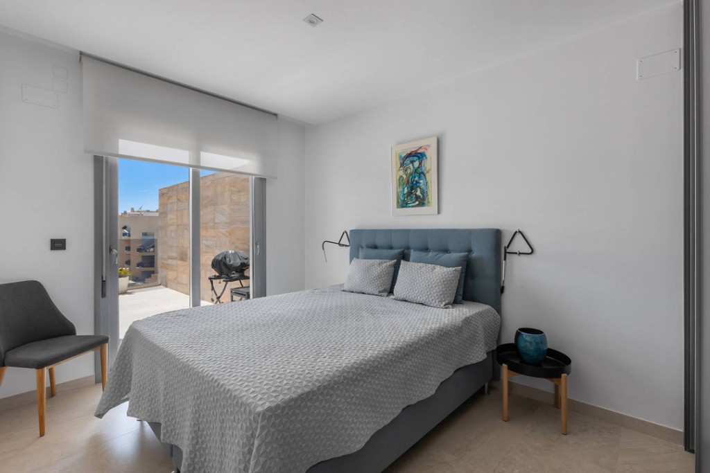 Apartamento en Cabo Roig, Alicante, España 3 dormitorios, 111 m2 No. 145386
